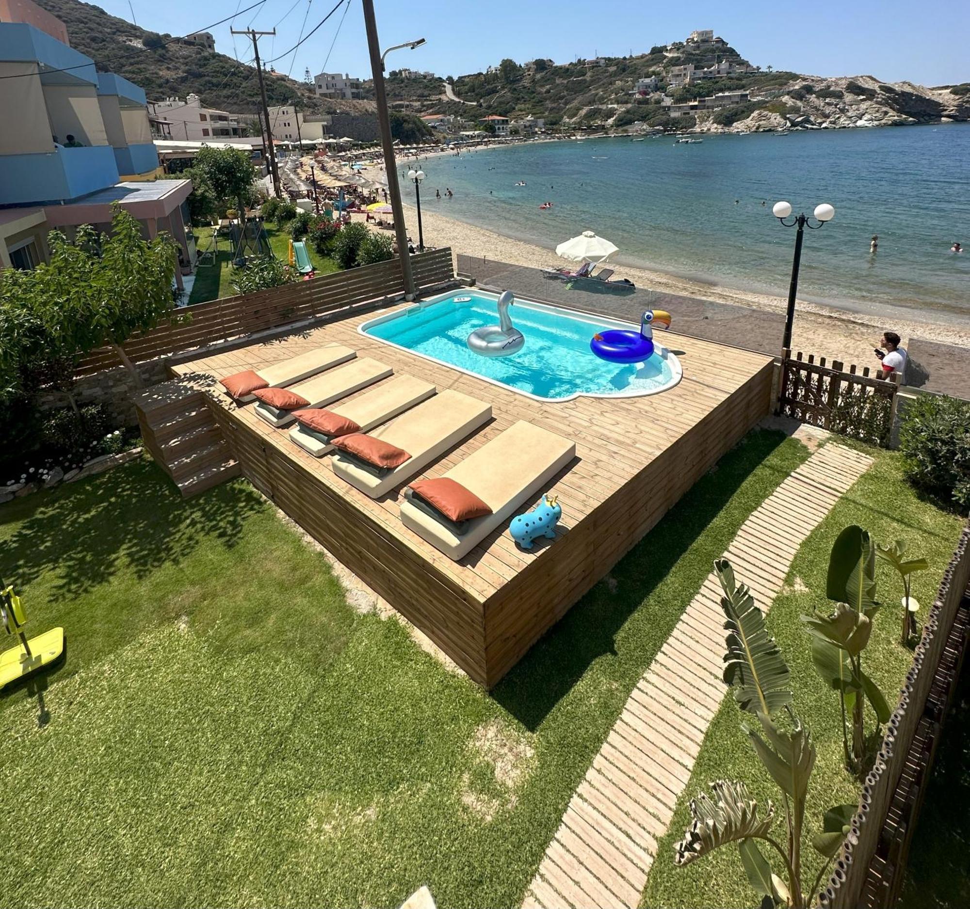 Front With Swimming Pool Villa