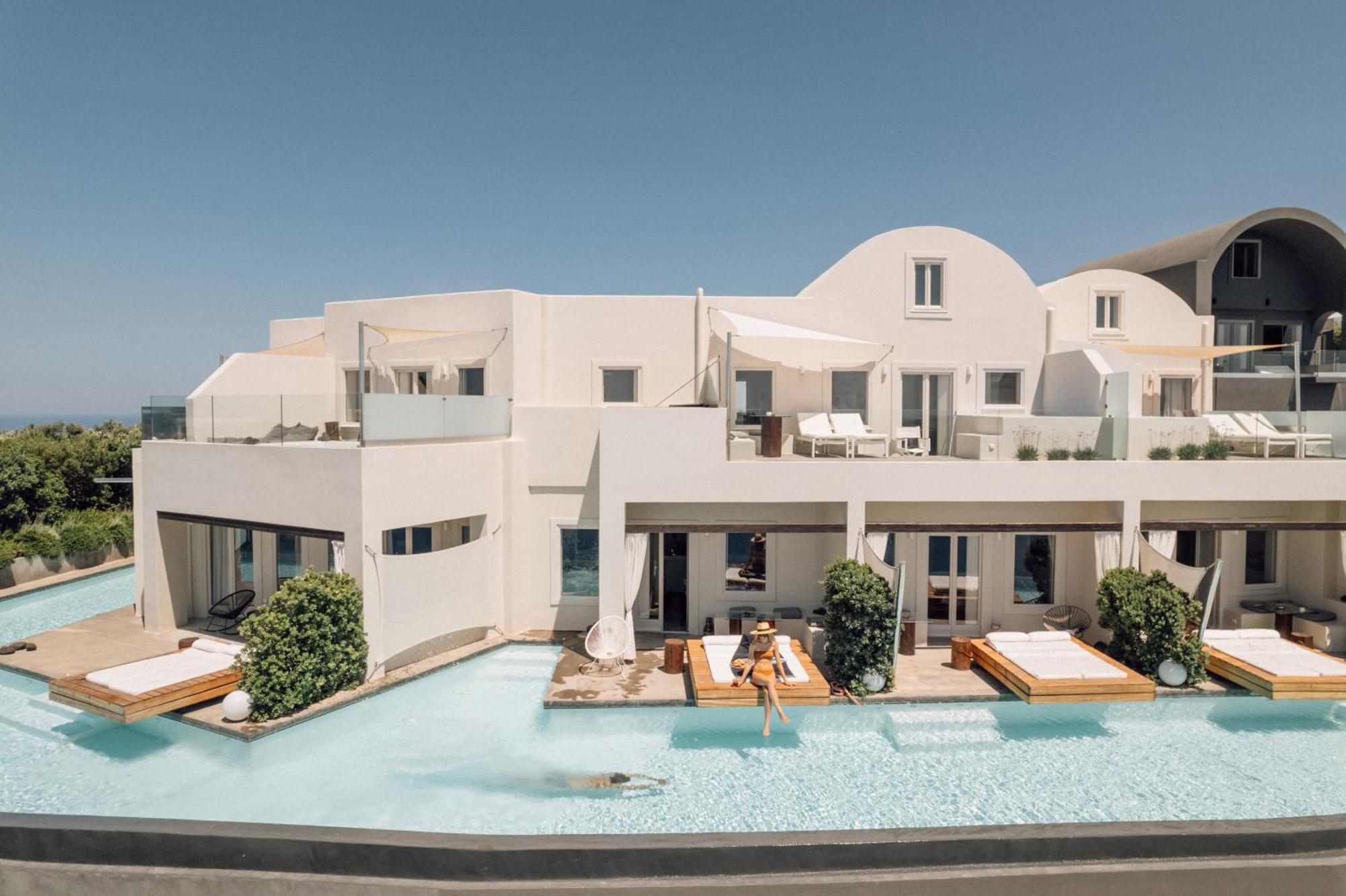 West East Resort 5*