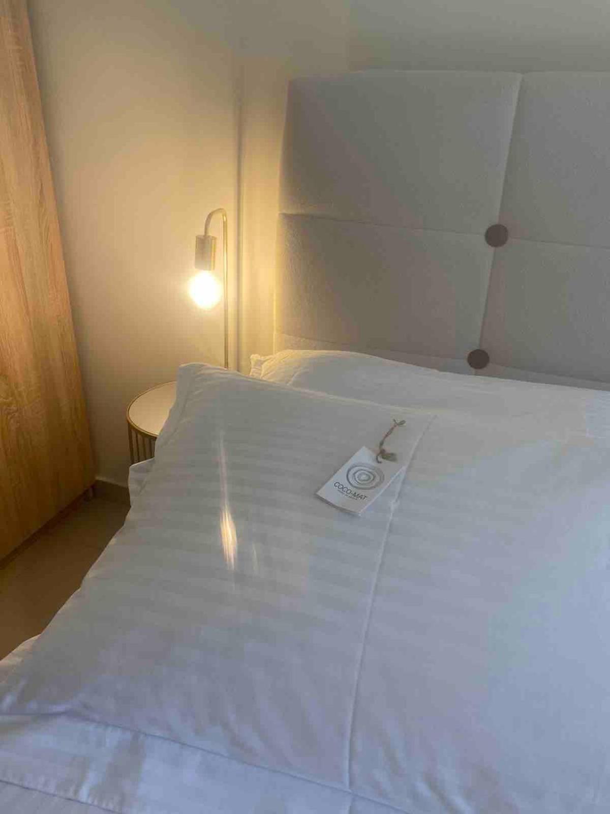 Annamaria Sea Side View Studio- 25m From The Beac Apartment *