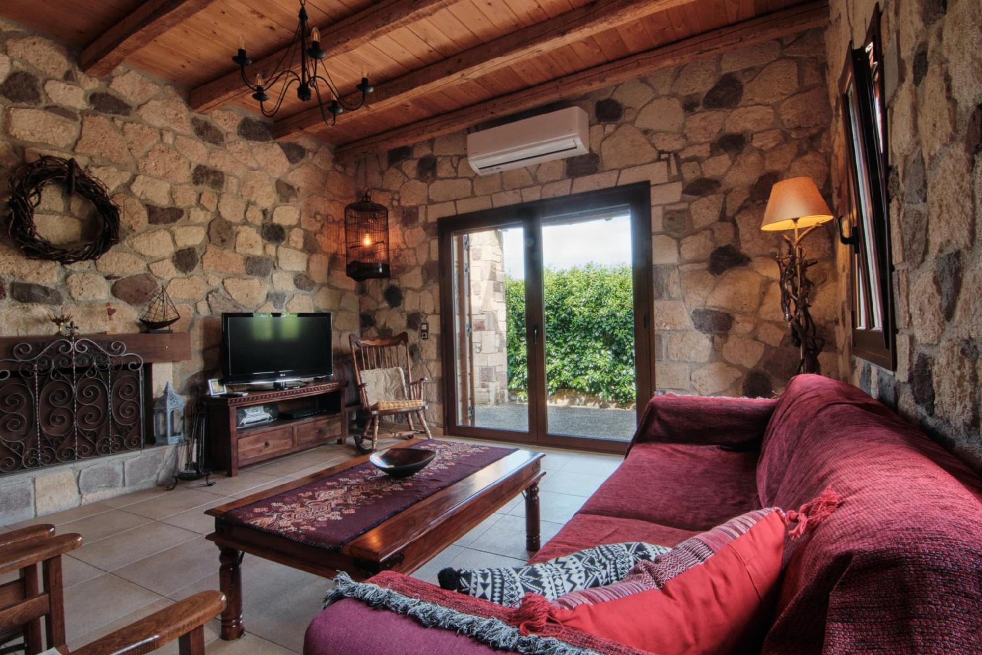 Villa Rock Tales *