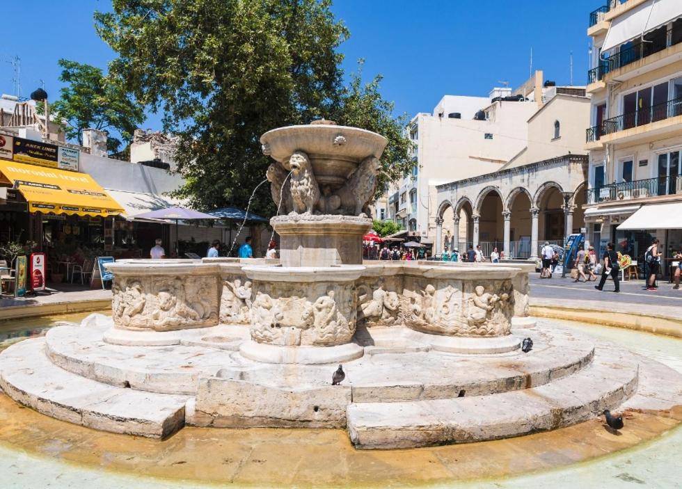 Cristina's Place Heraklion (Crete)