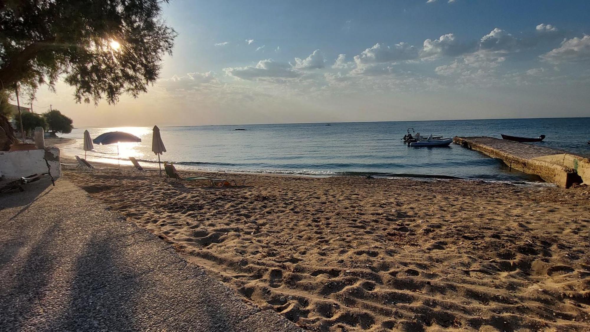 Fotis At Komi *