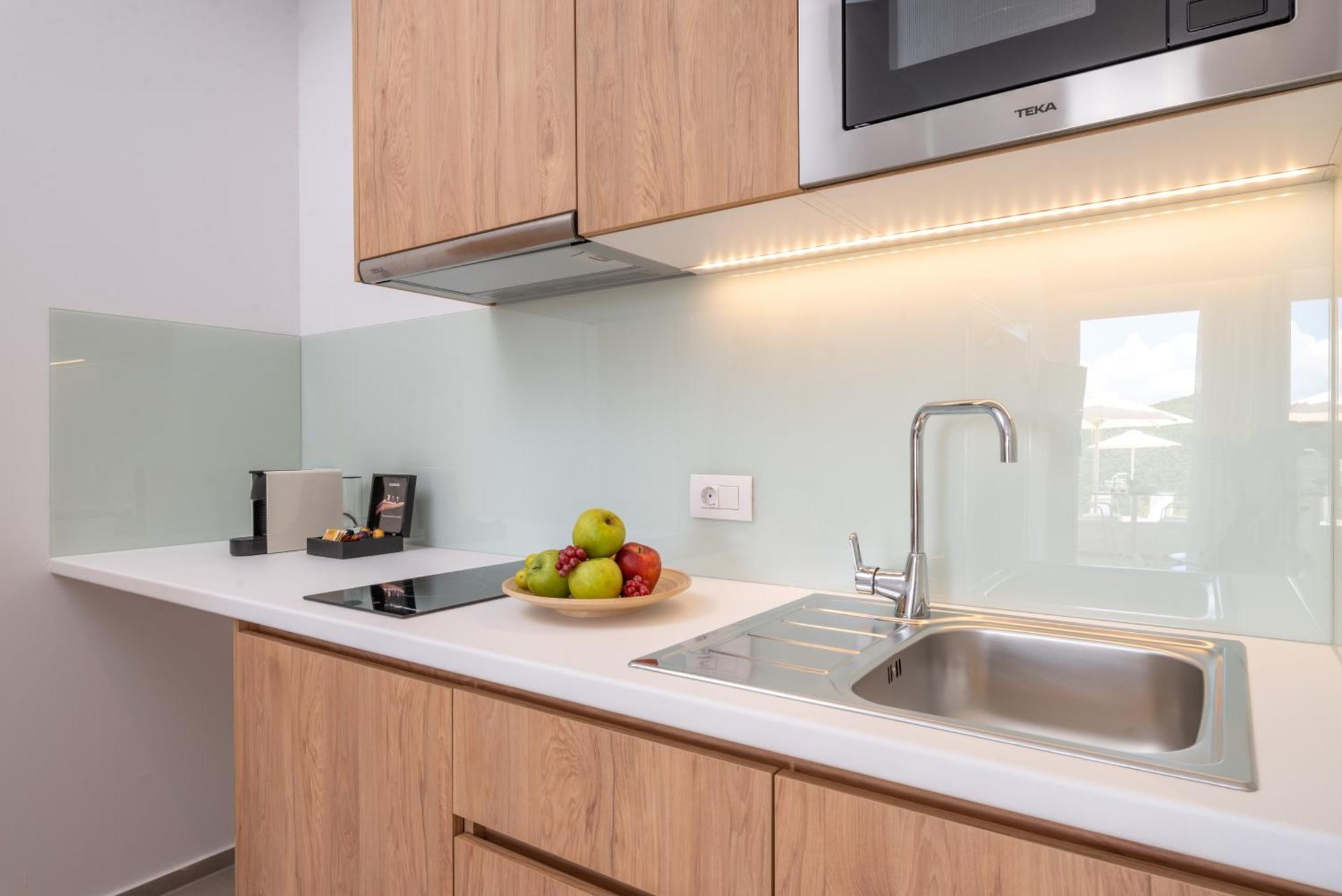 Ninemia Luxury 3*