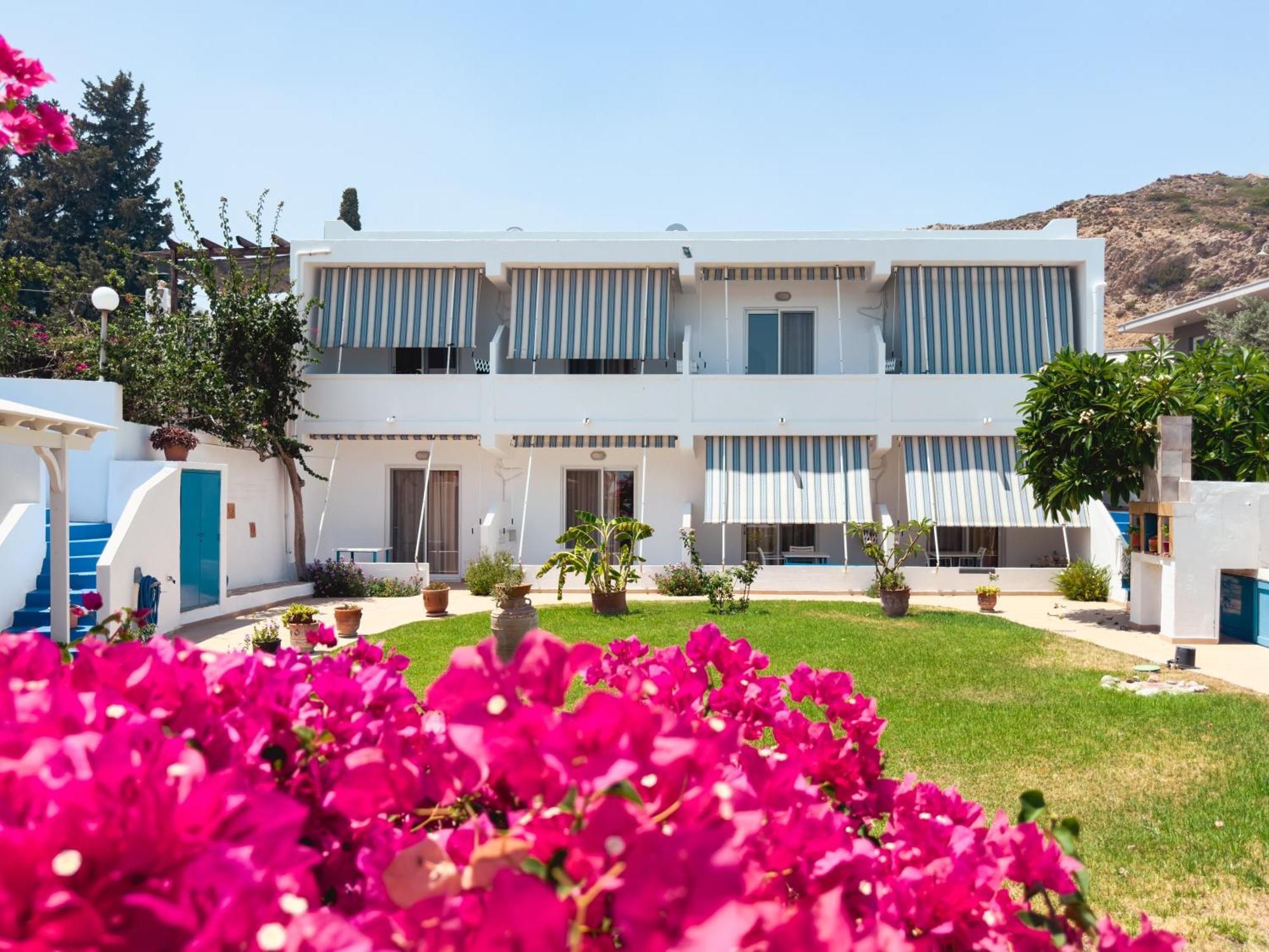 Antonios Apartment *