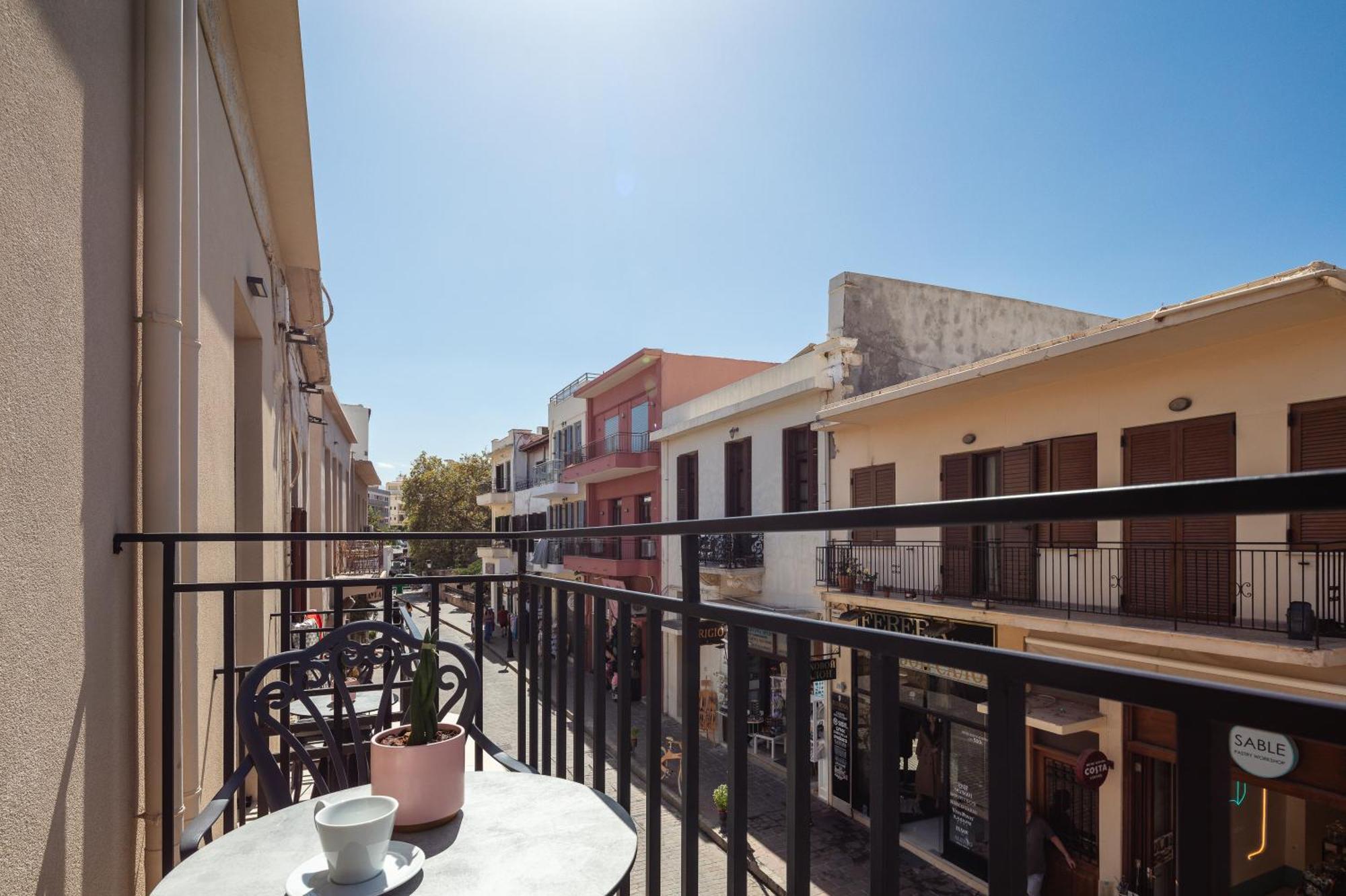 Omma 3* Rethymno (Crete)