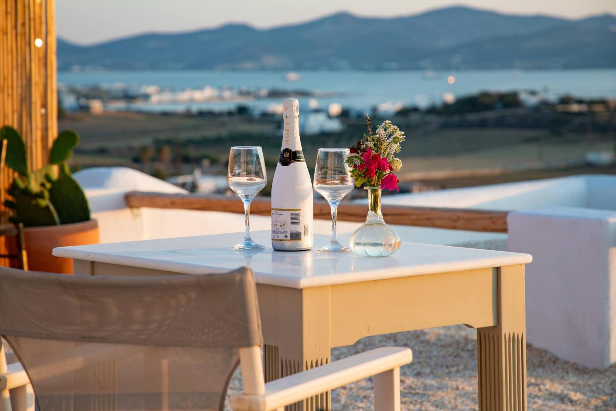Anthemion Paros - &