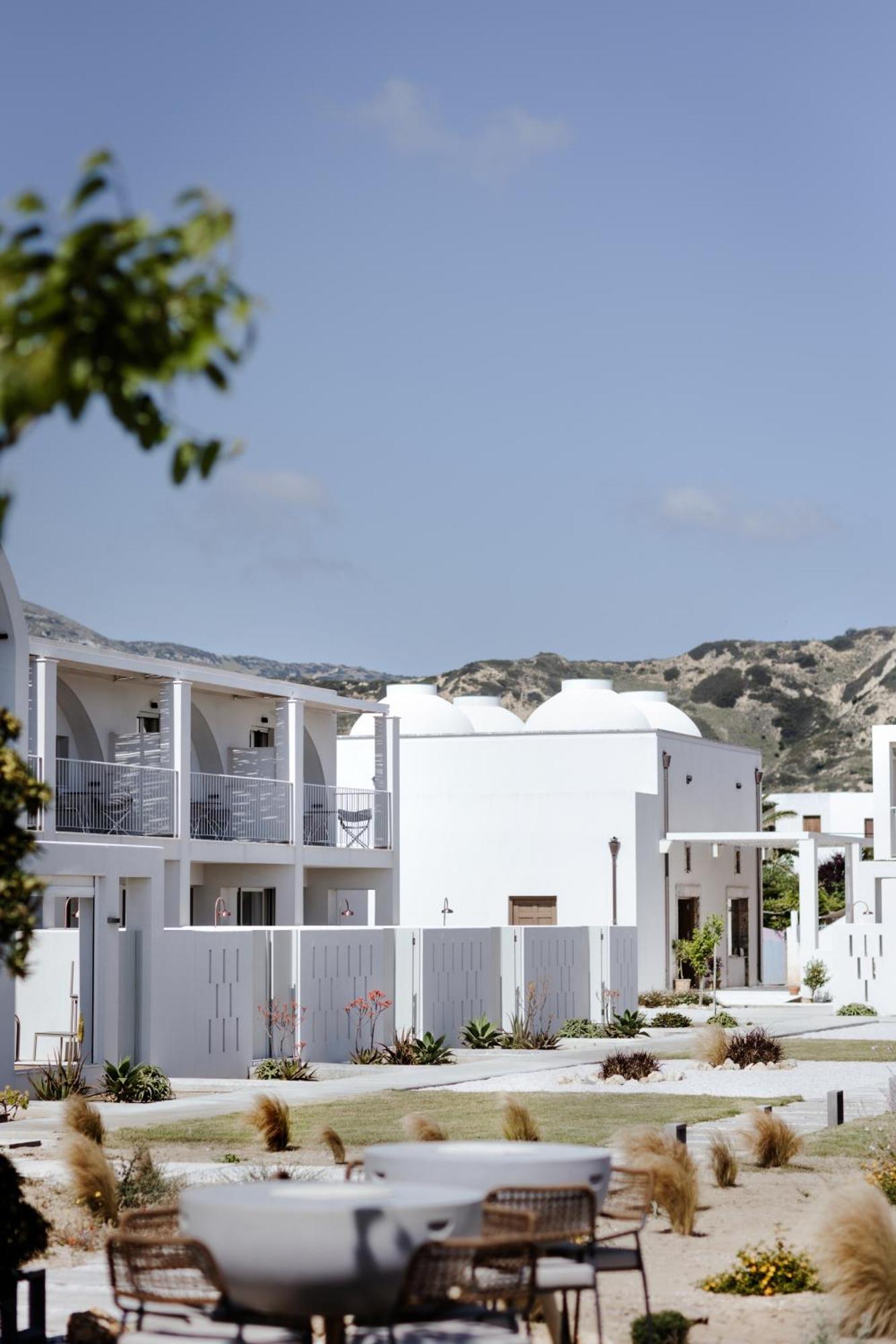 Alero Seaside Hotel 4*