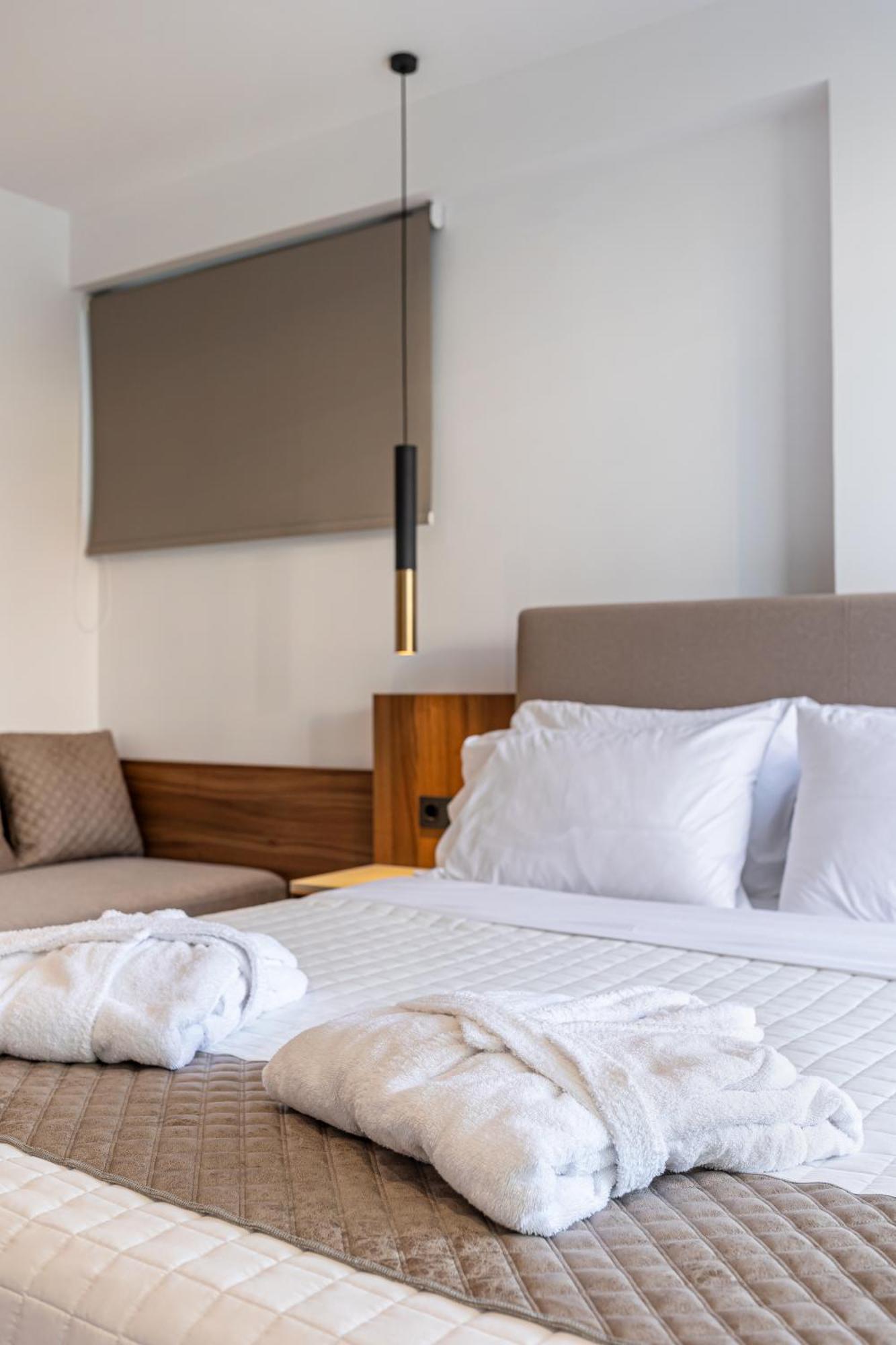 Hill Luxury Aparthotel