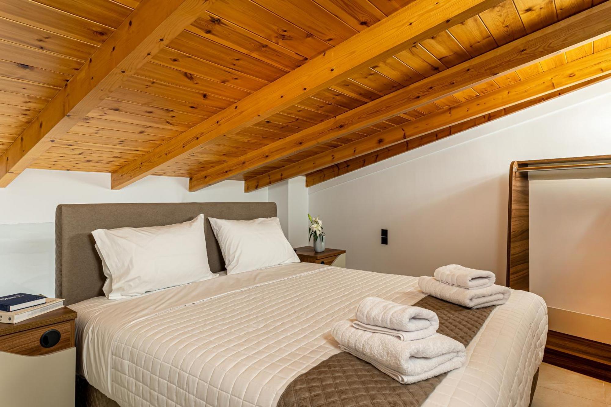 Hill Luxury