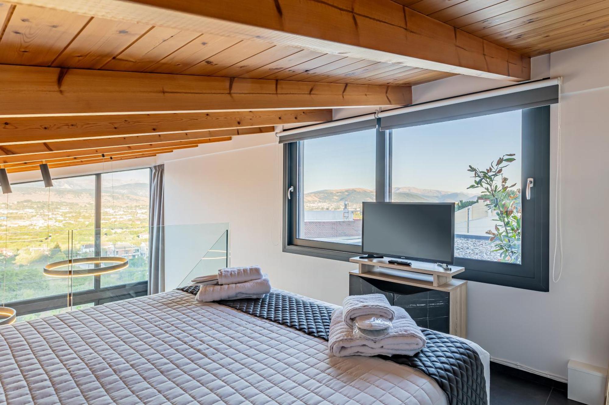Hill Luxury