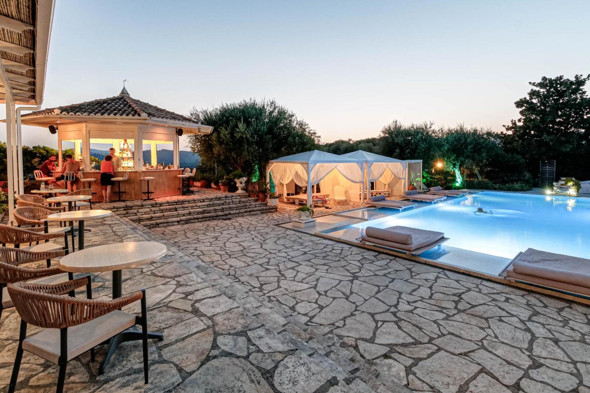 Hotel Nefeli Kommeno (Corfu)