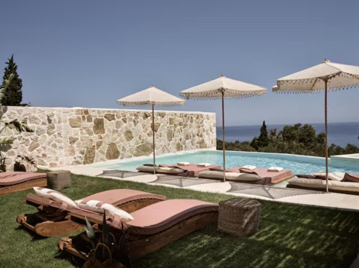 Villa Ismet Villa, A Seaview Glorious Hideaway, By Thinkvilla Akrotiri (Zakynthos)