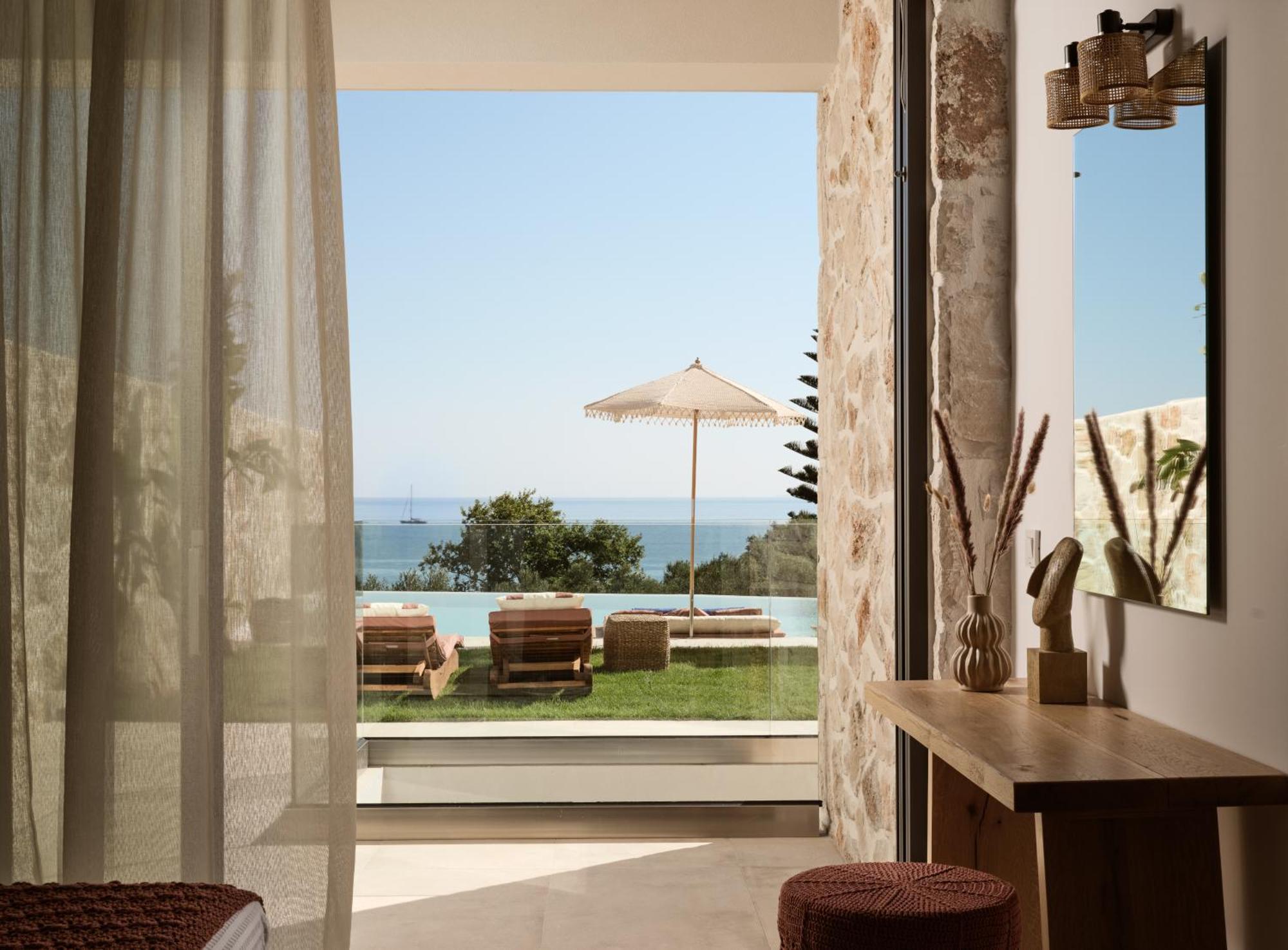 Ismet Villa, A Seaview Glorious Hideaway, By Thinkvilla * Akrotiri (Zakynthos)