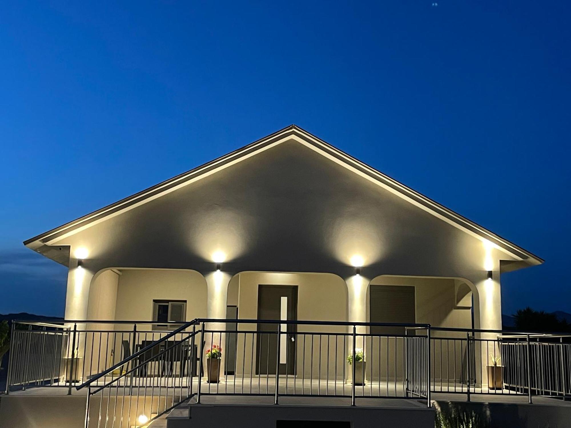 Vrahinari Villa *