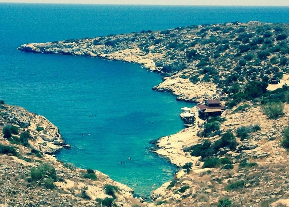 Sea, La Vie * Saronida
