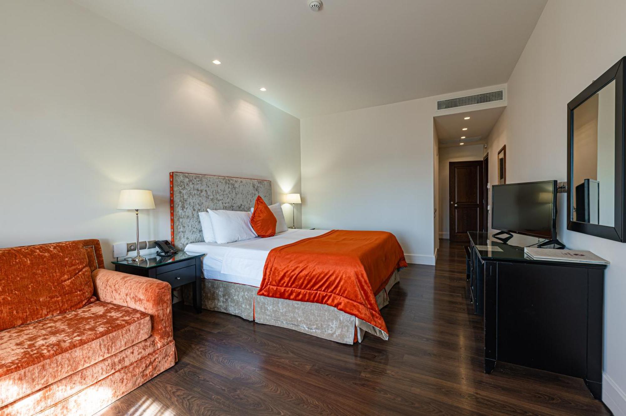 Nymfasia Hotel 5*