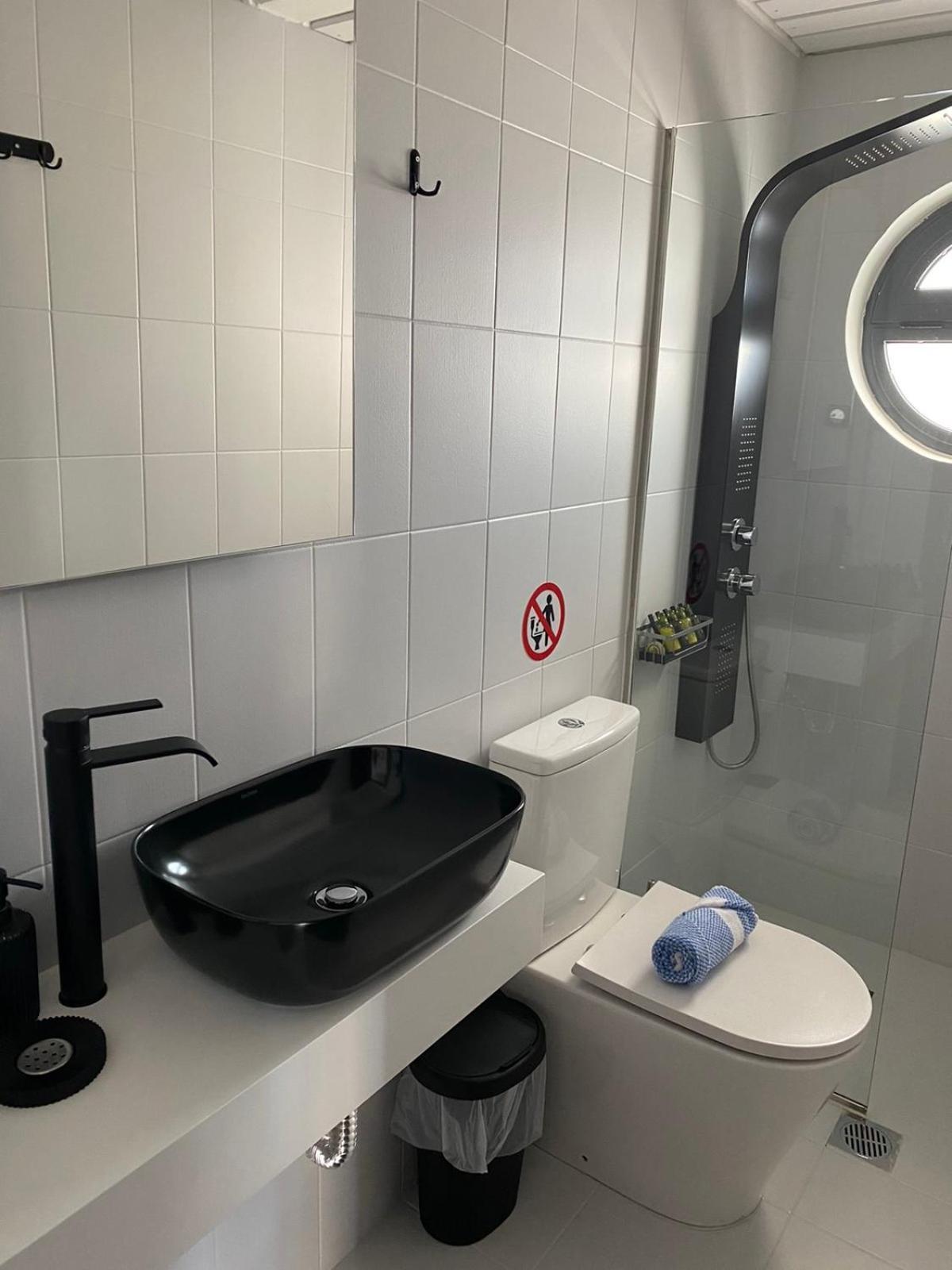 Apartment Airport Luxury