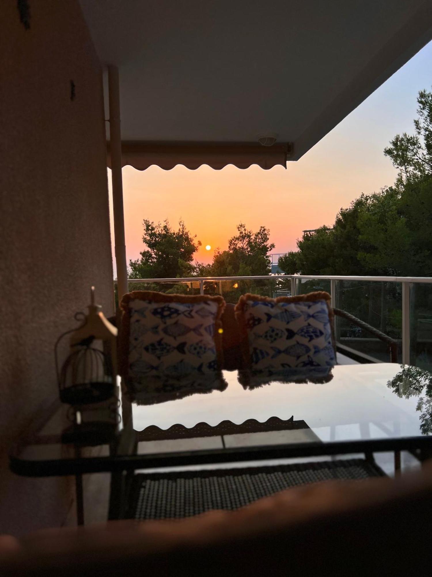 Vouliagmeni Sea And Sun