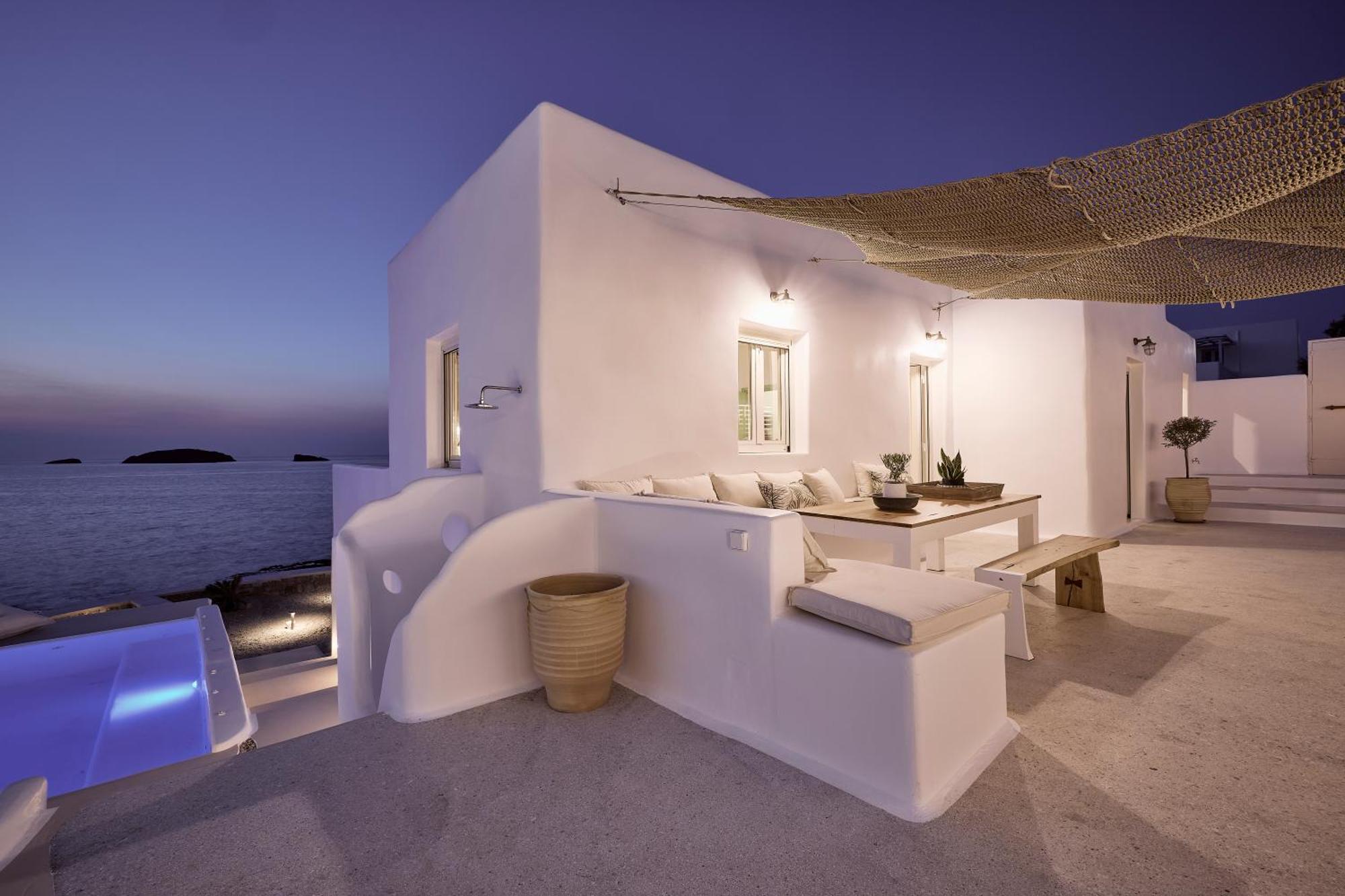 Villa Infinity Milos Pachaina