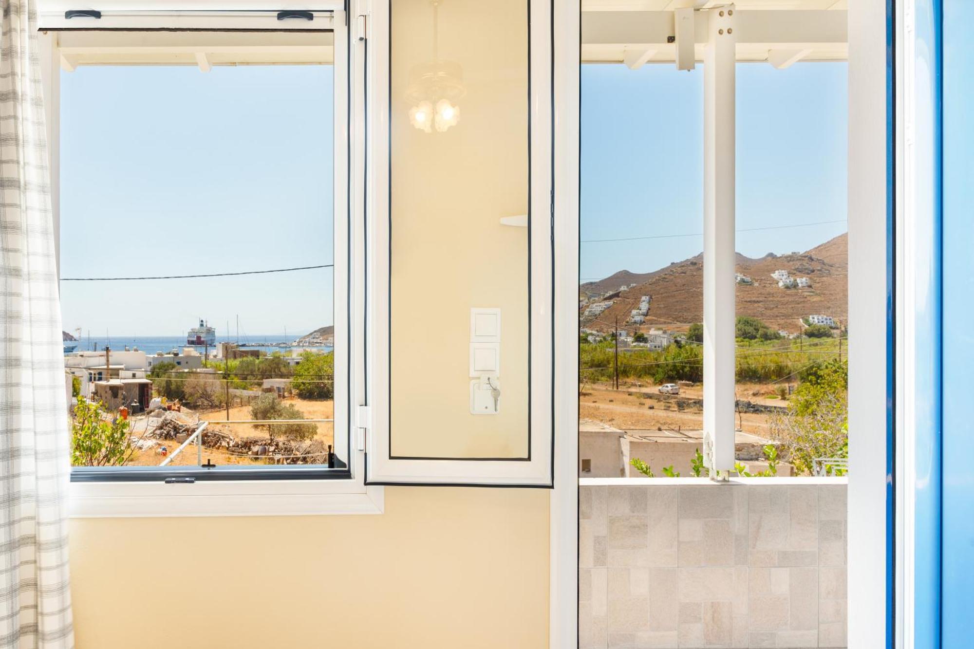 Anesis 1 Apartment Livadi (Serifos)