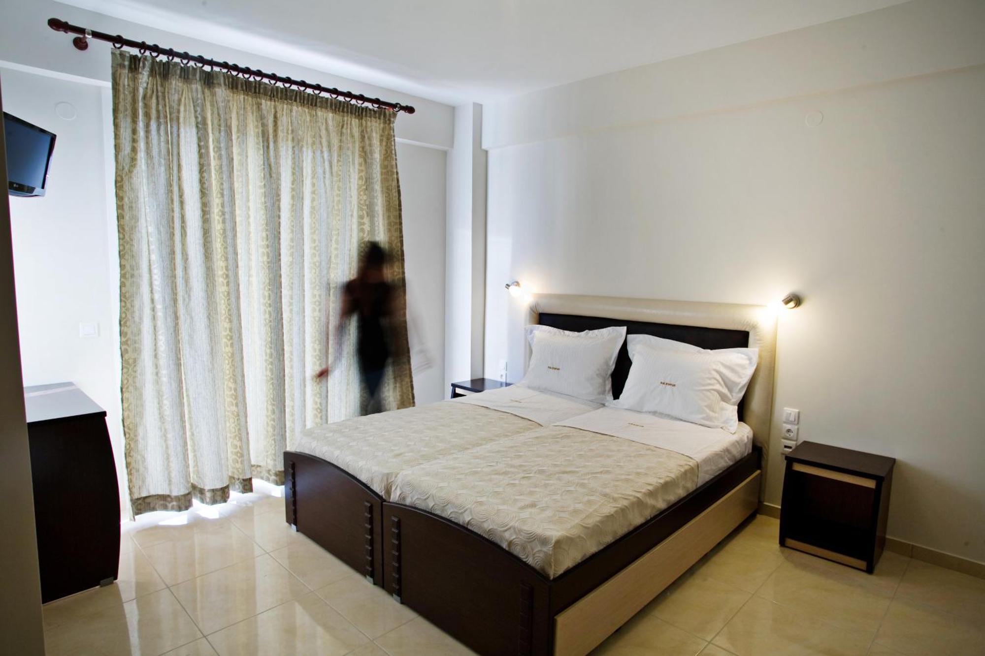 Rg Status Hotel 3*