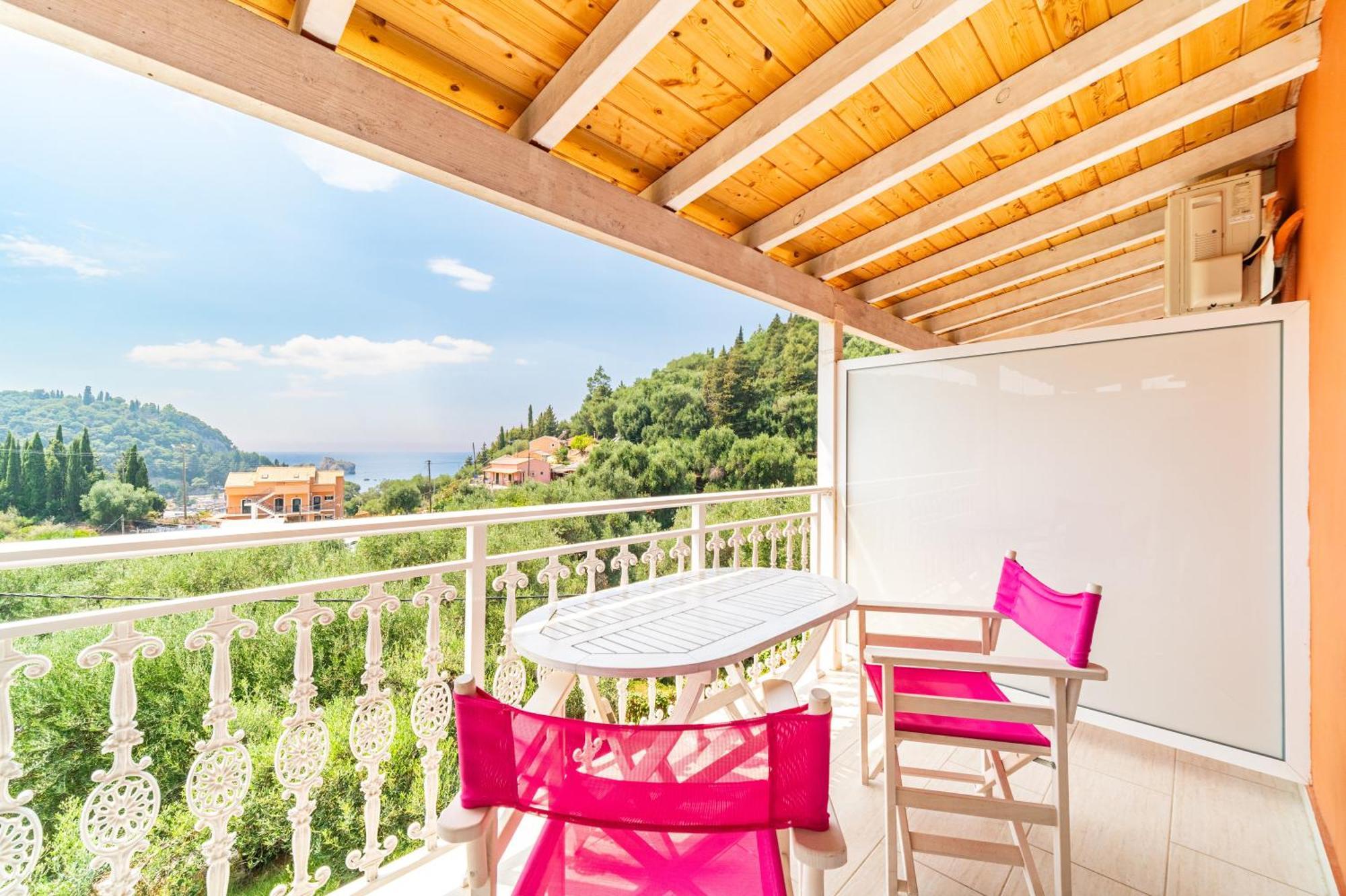 Arianna Deluxe 21 * Paleokastritsa
