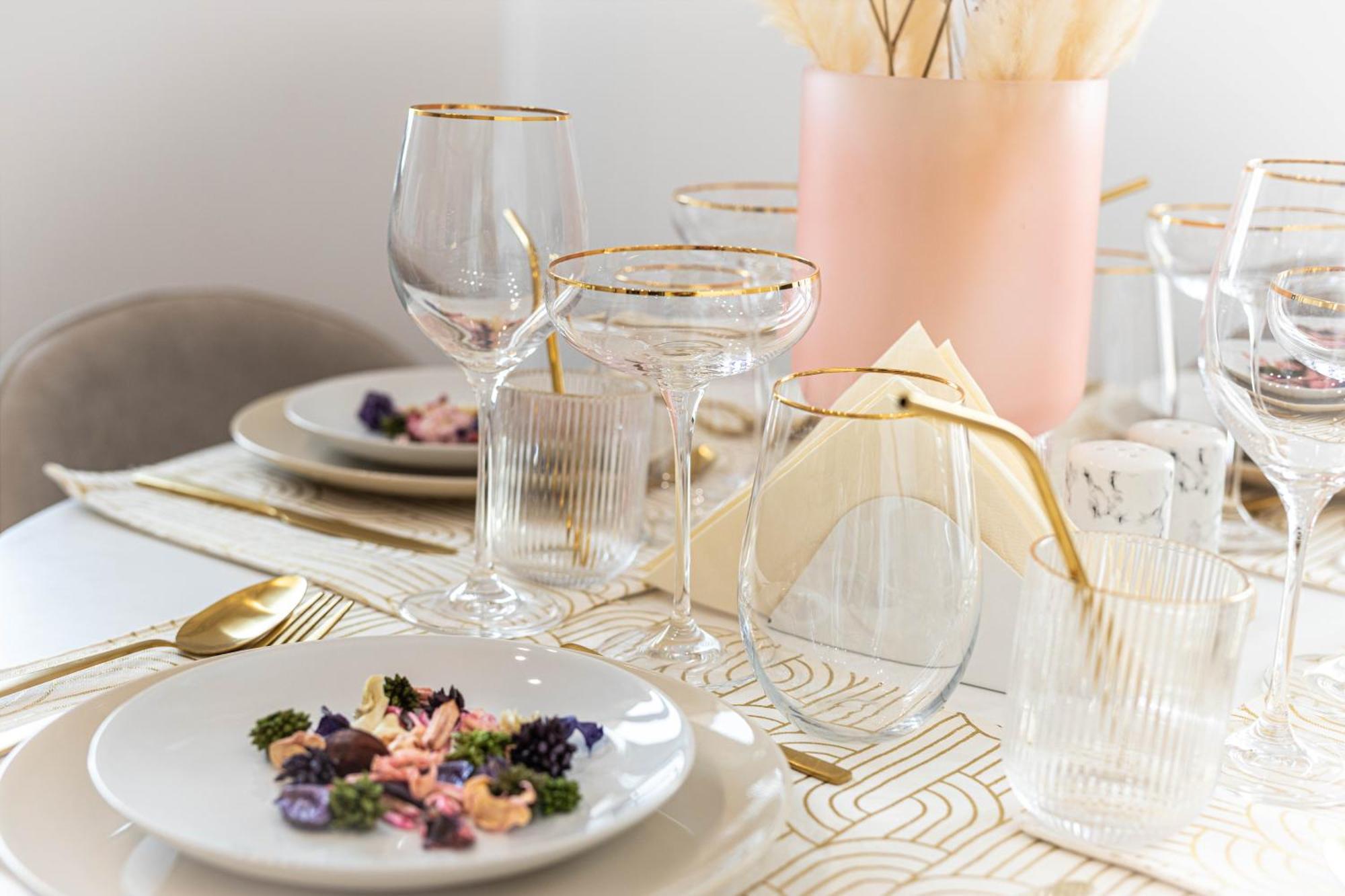 Maison Poeme - Luxury *