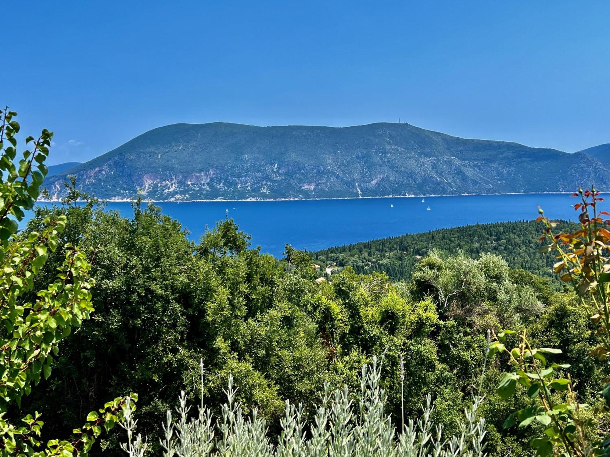 Vassilis Villa Manganos