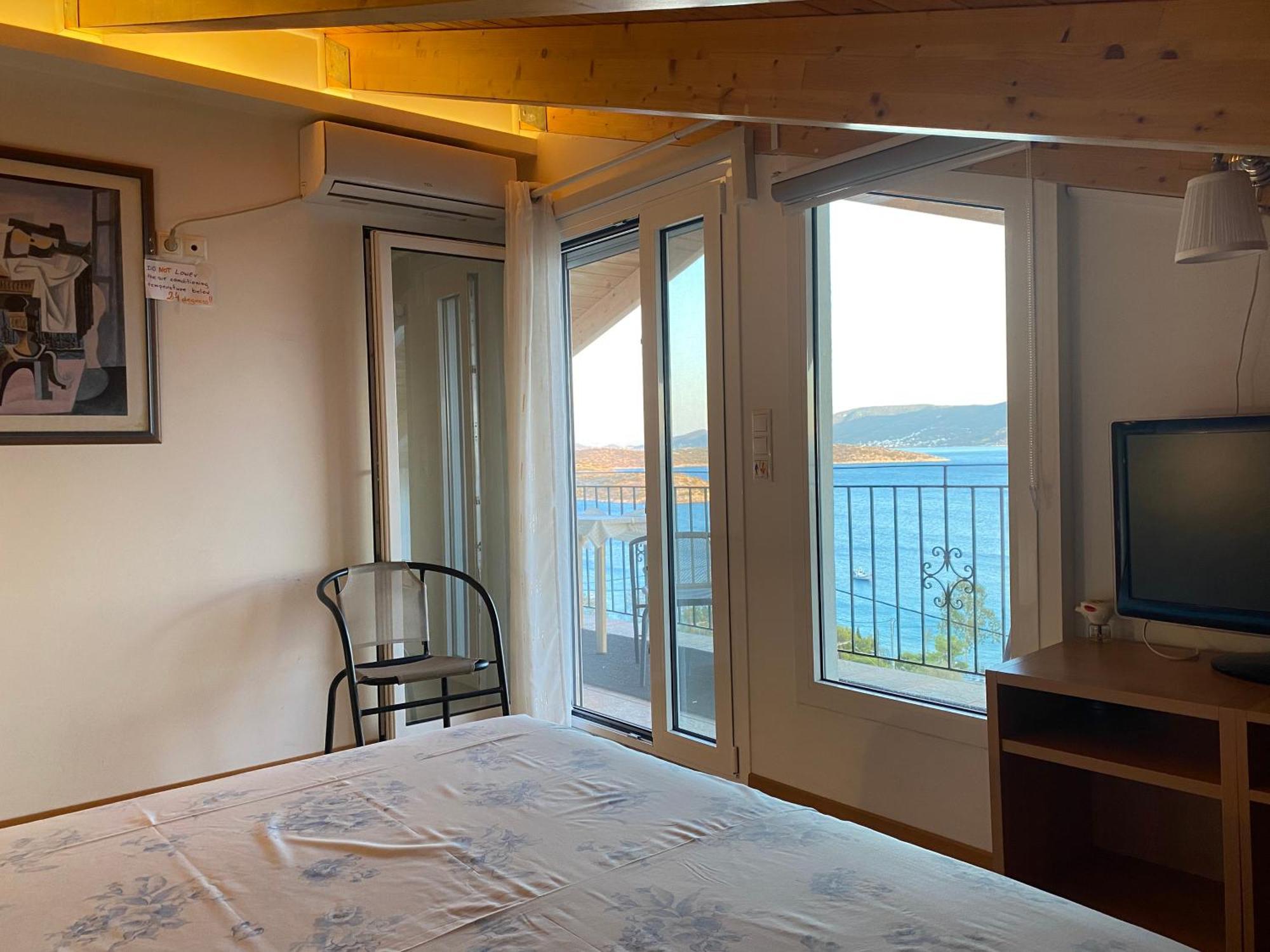 Siga Siga Apartment Megara