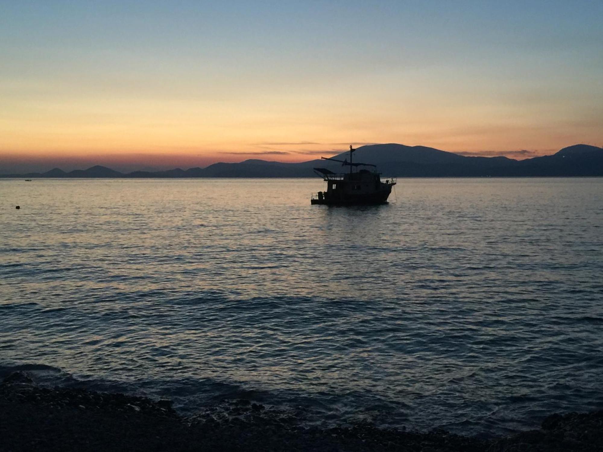 Hydra's View Apartment *