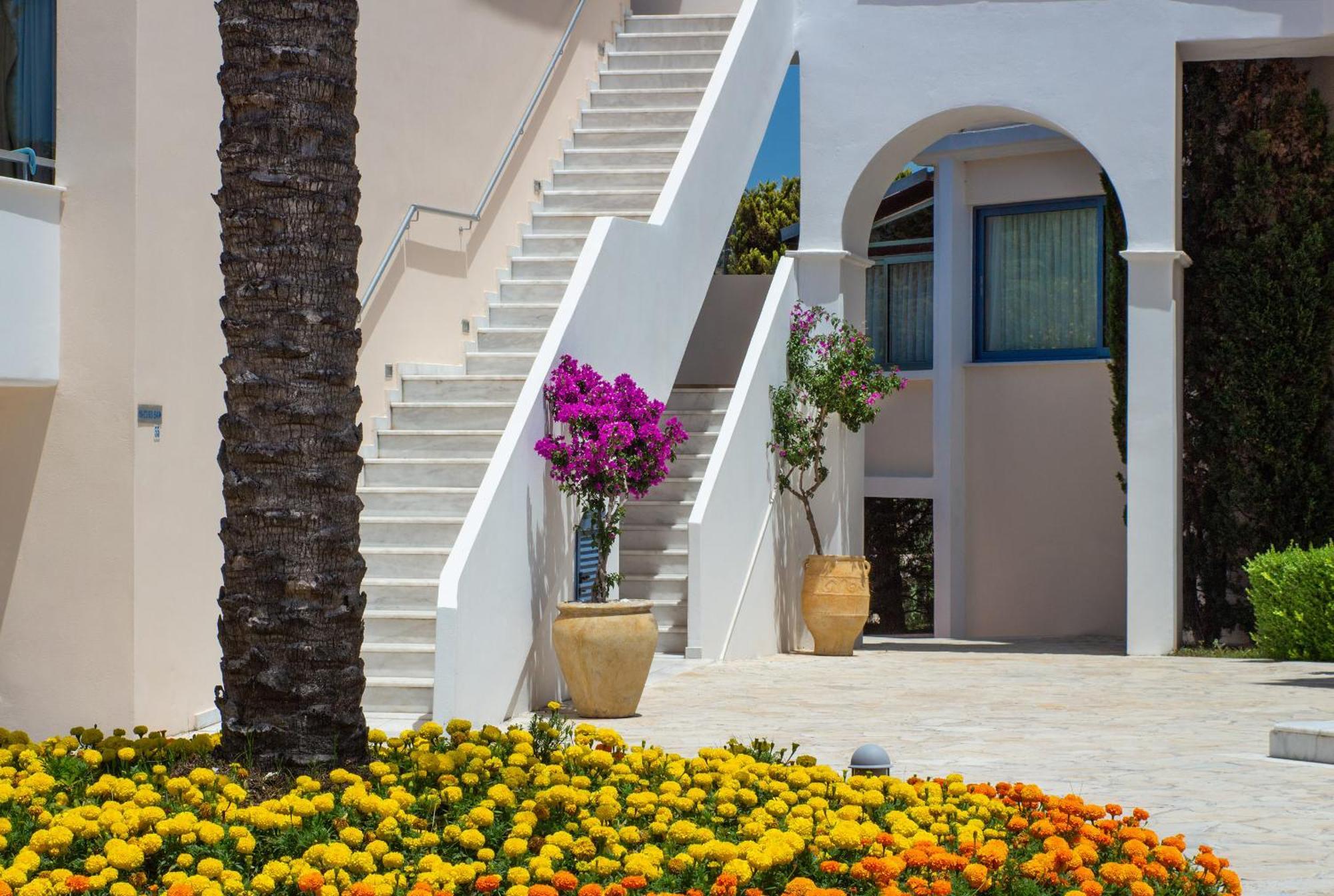 Hotel Ionian Theoxenia 4*