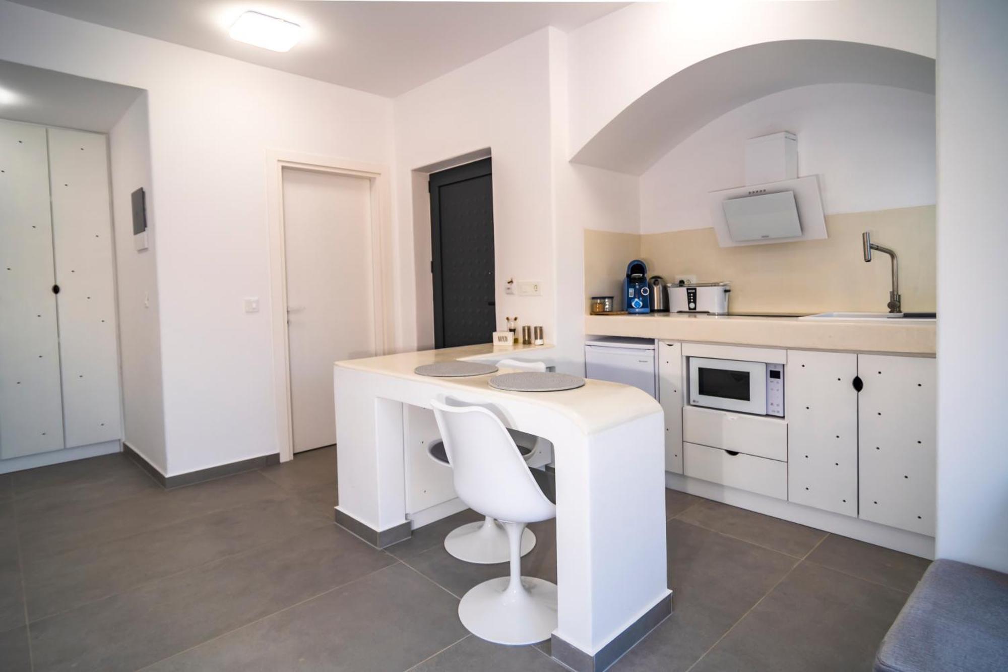 Shape-meander Apartment *