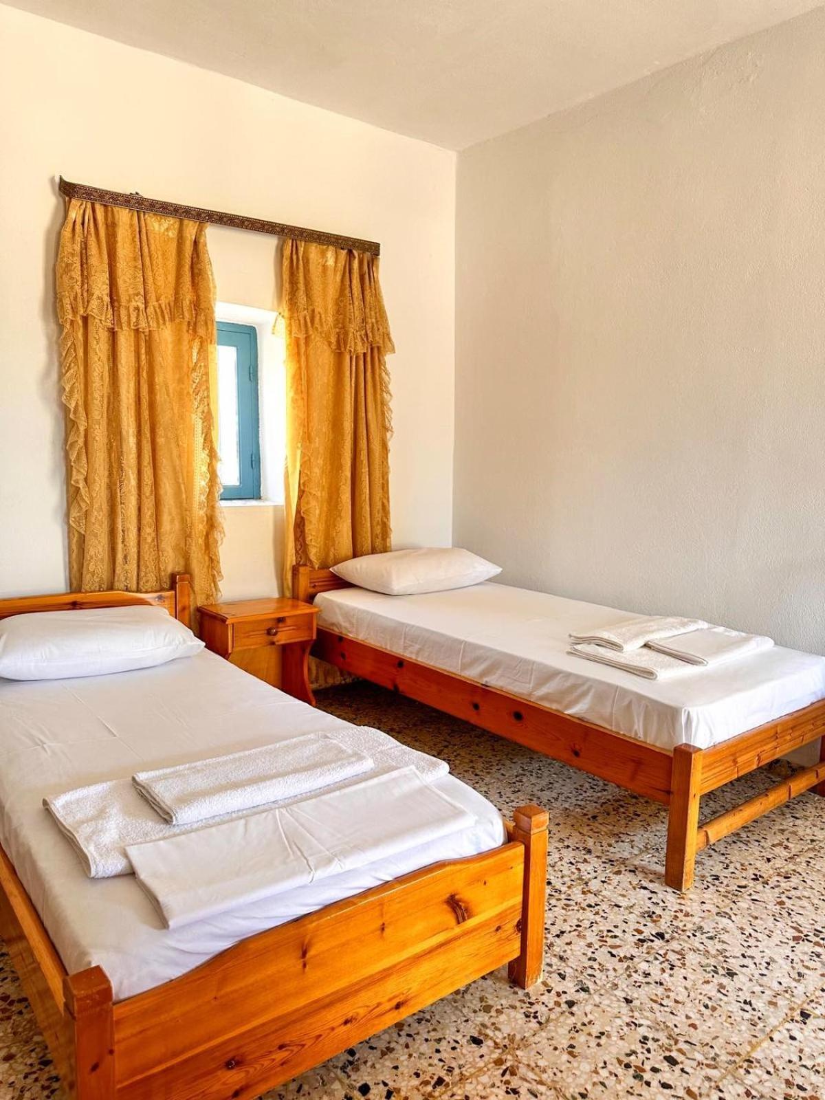 Amοopi Villa *