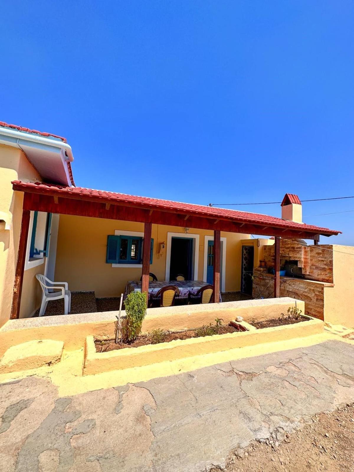 Amοopi Villa