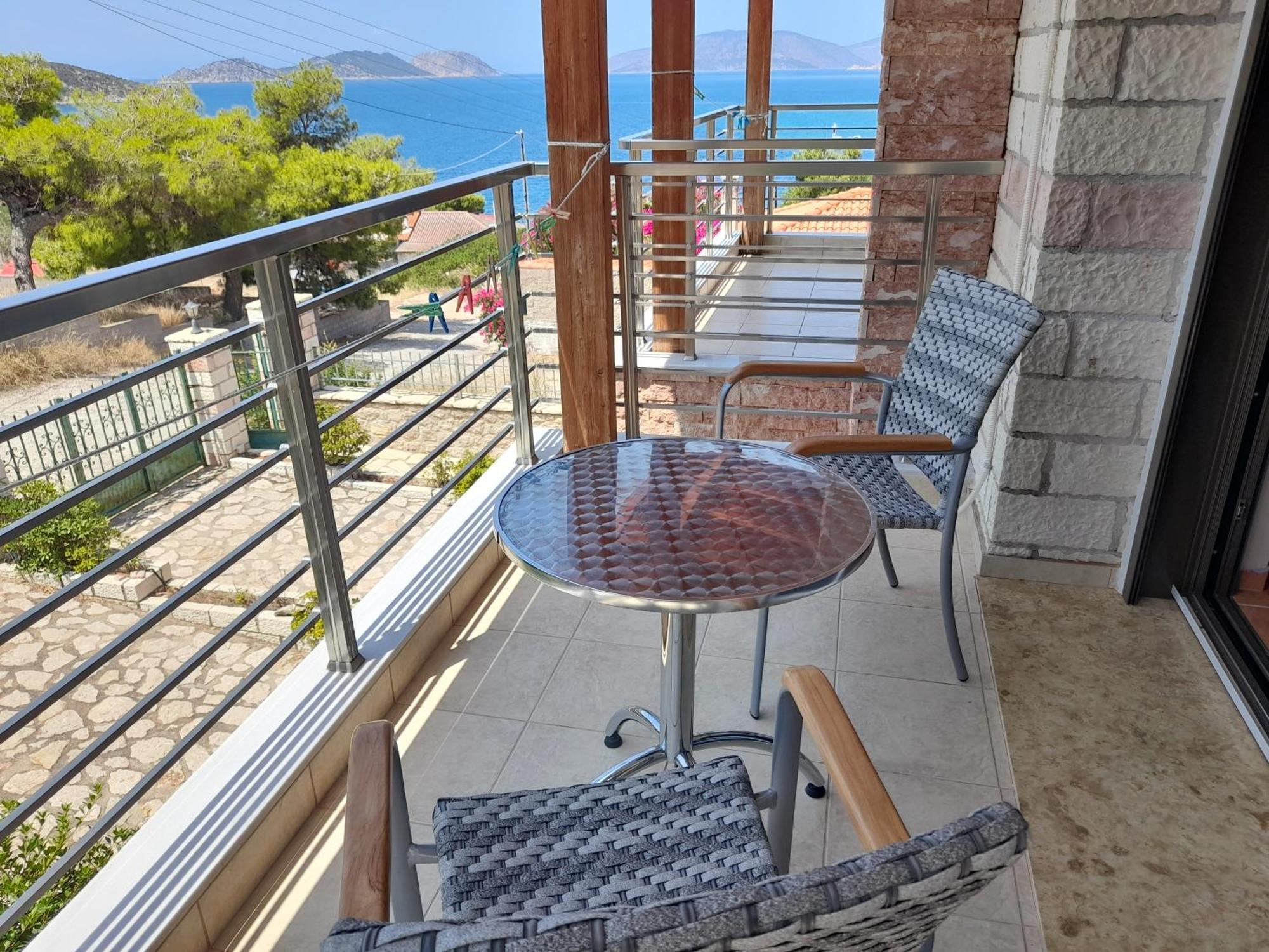 Stone At Alyki Holiday home Aliki (Boeotia)