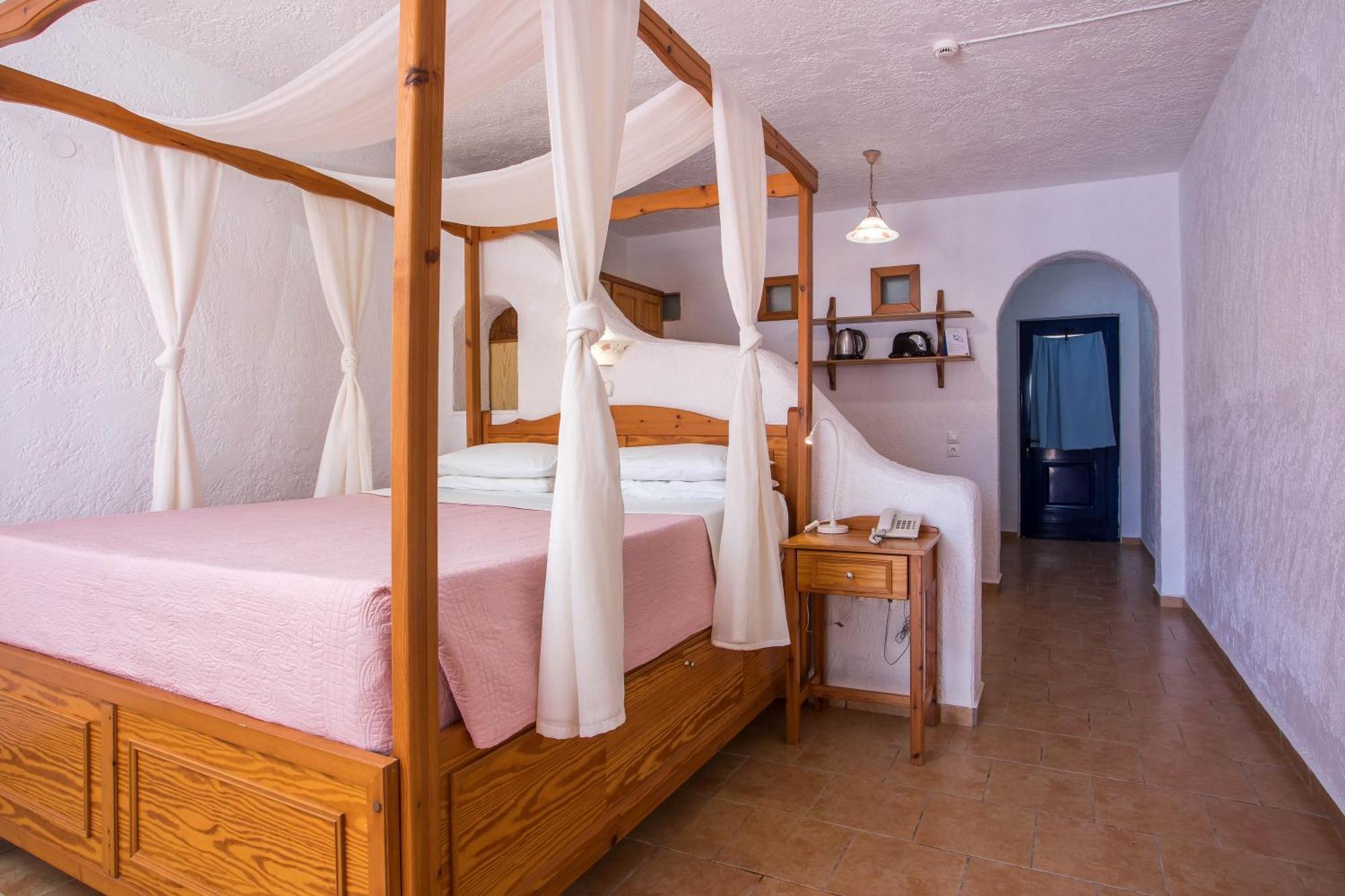 Ilidi Rock Aparts-suites-studios Livadia (Tilos)