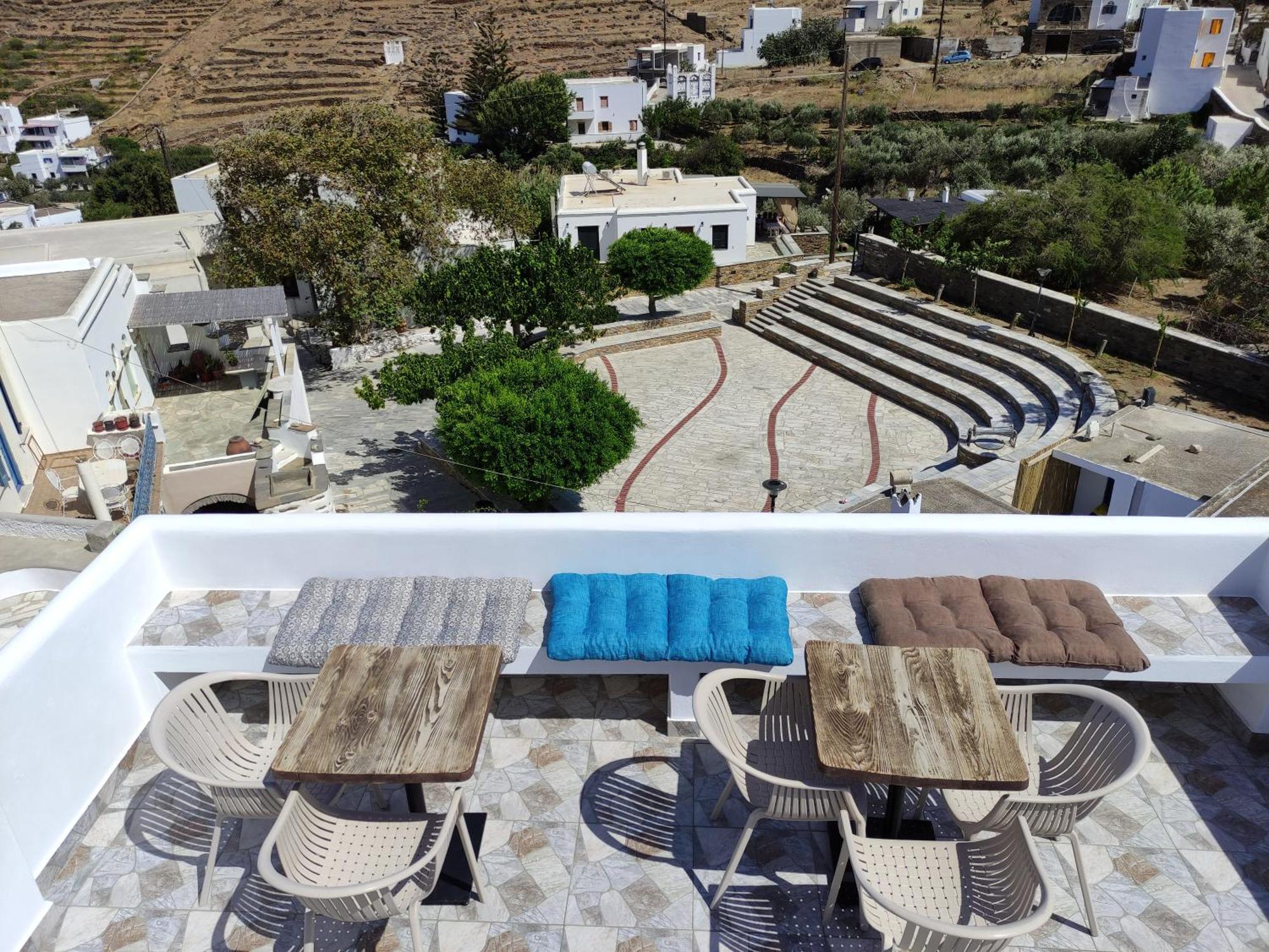 Anemona Tinos Kalloni (Tinos)