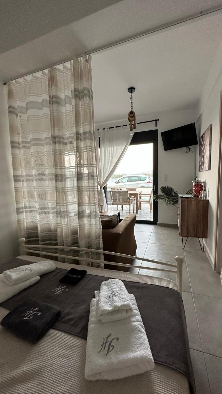 Ionian Hospitality πολυνοη *