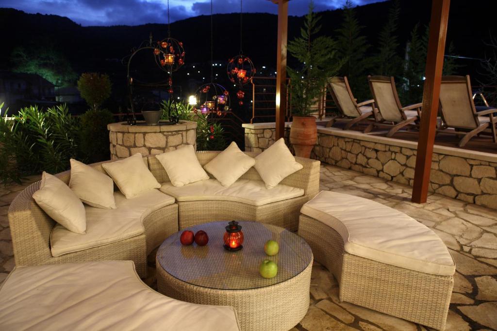 Villa Prestige Asprogerakata