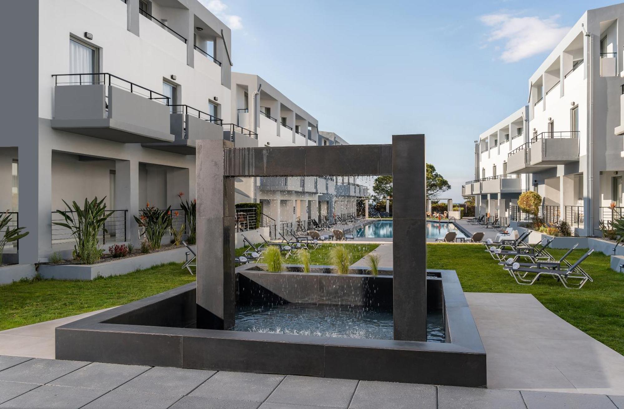 Sunrise Village 3* Platanias (Crete)