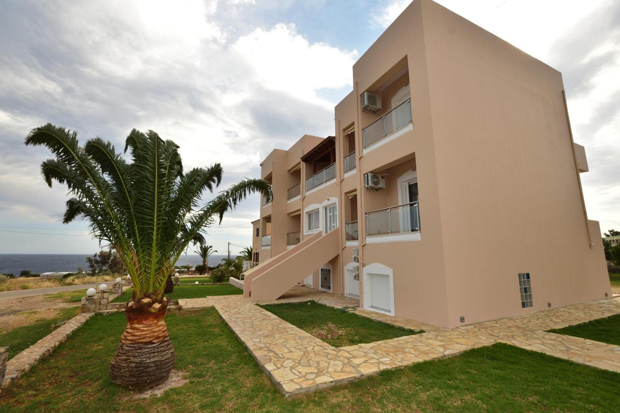 Apartment Flisvos *