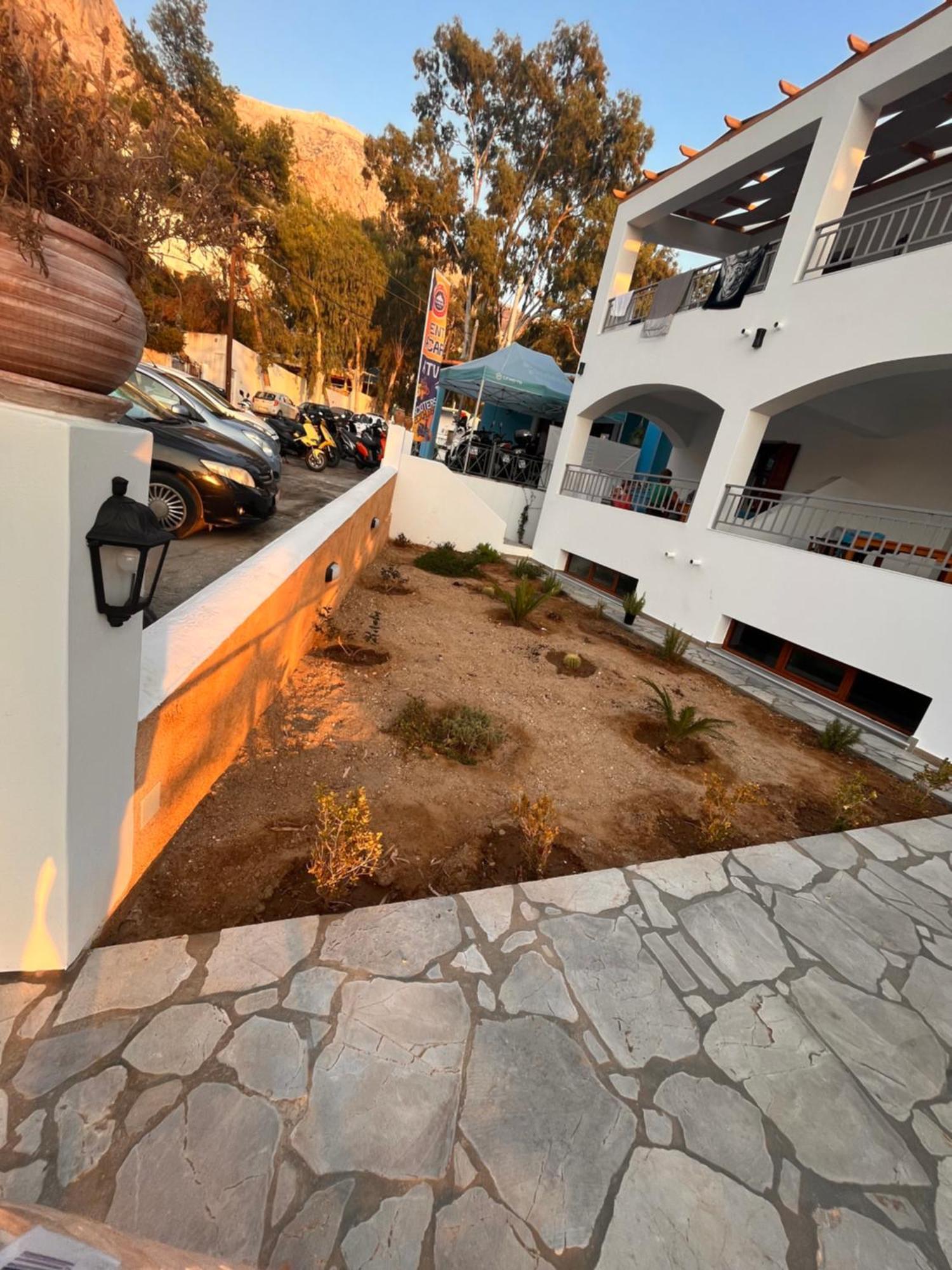 Apartment Odyssey By Climbing House