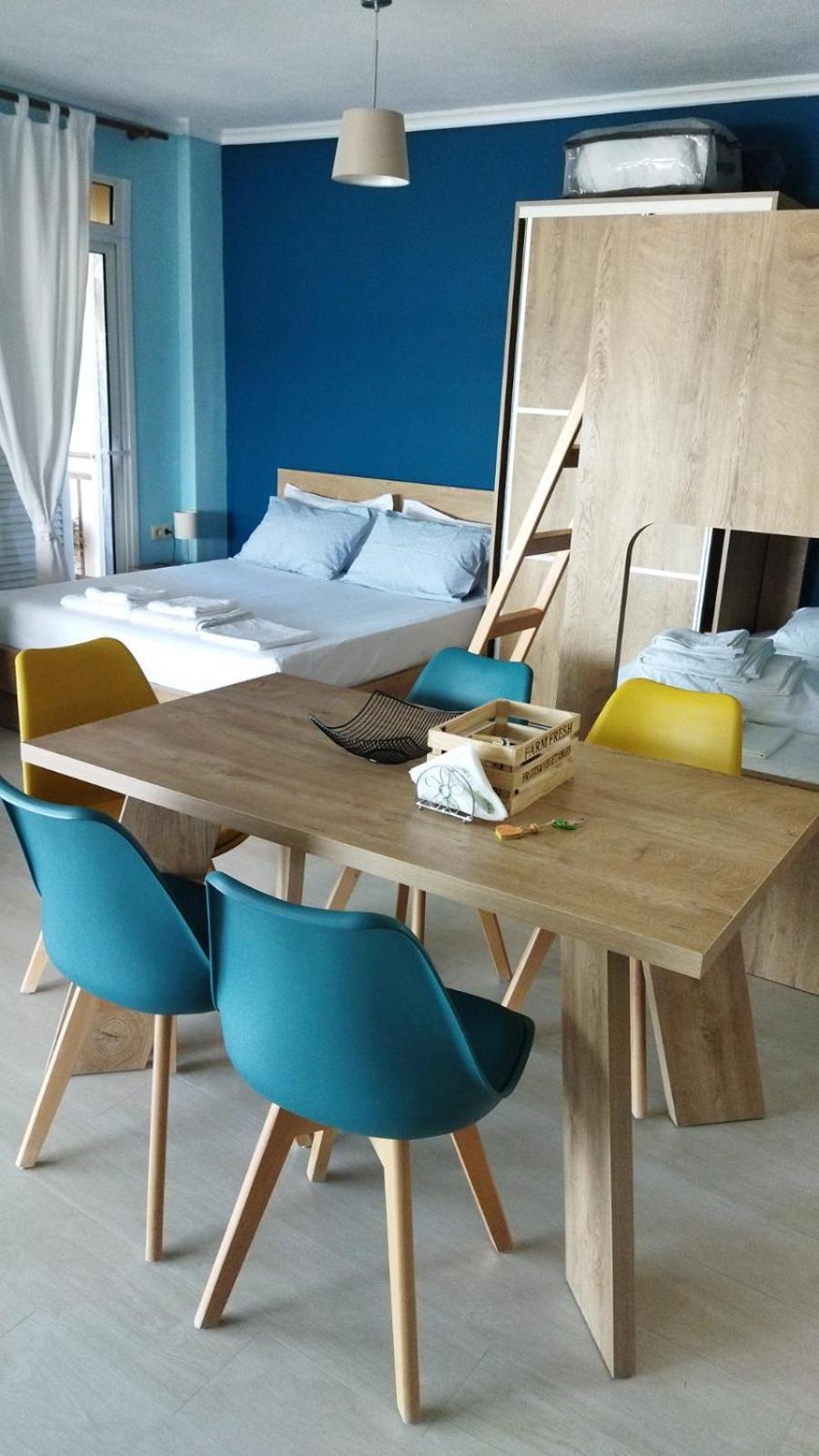 Orestis Apartment *