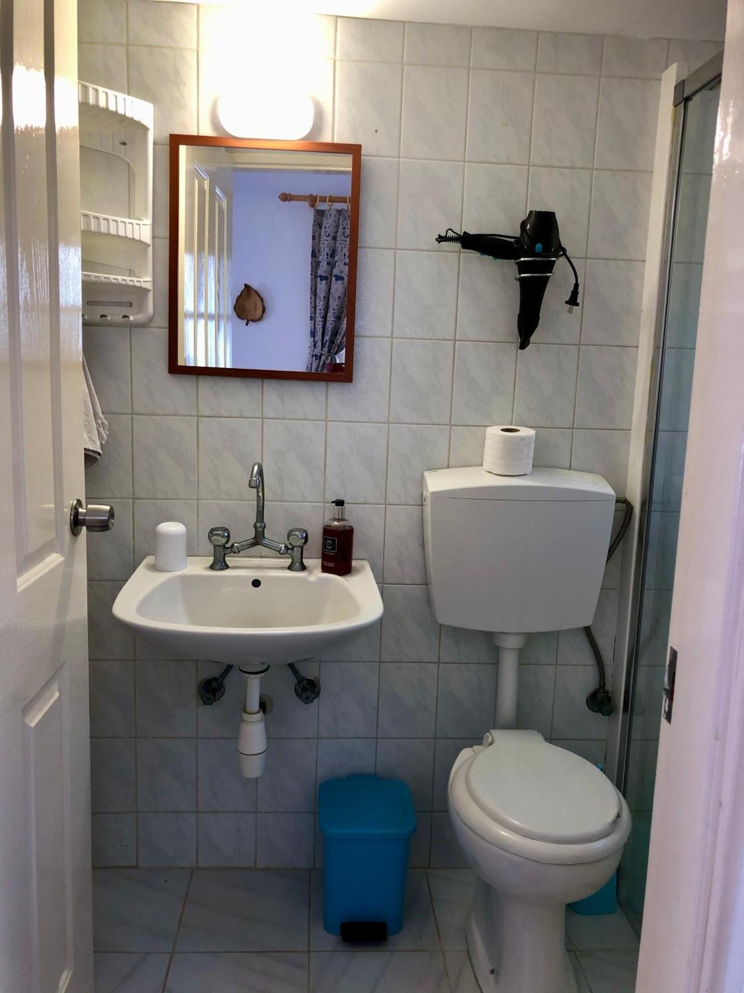 Kastri Guest house *