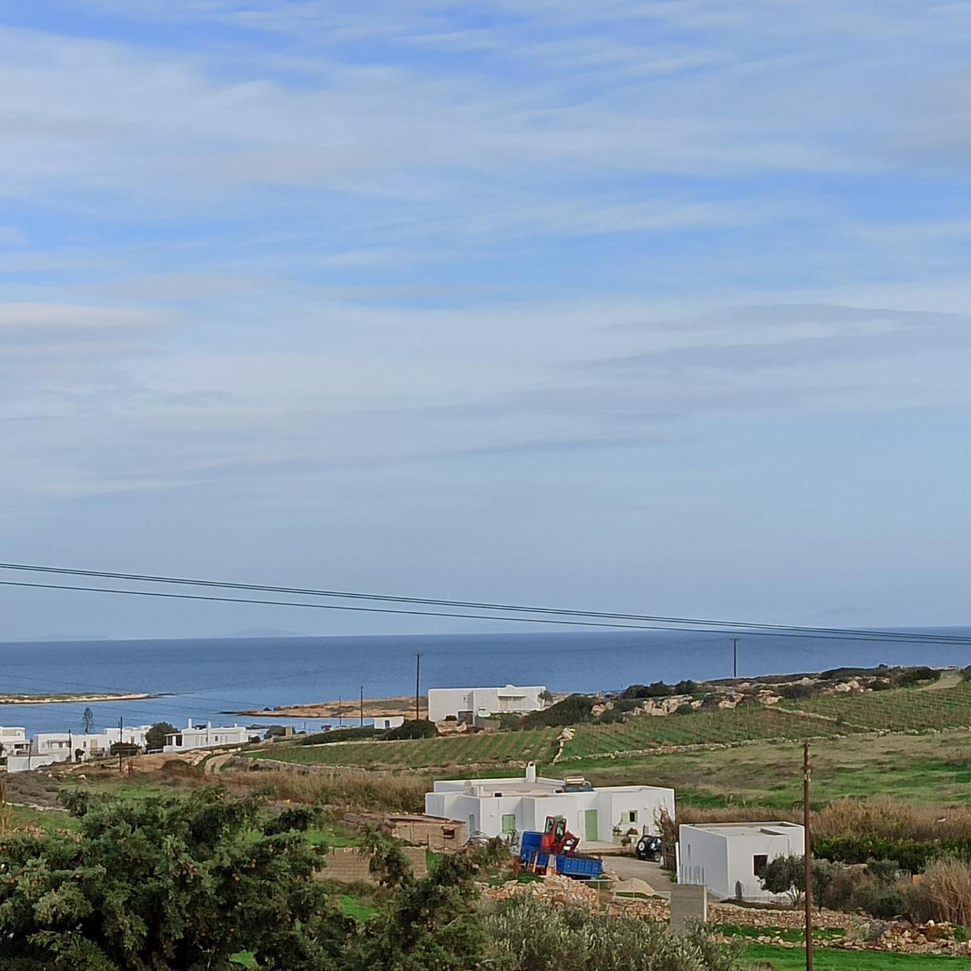Isalos * Naousa (Paros)