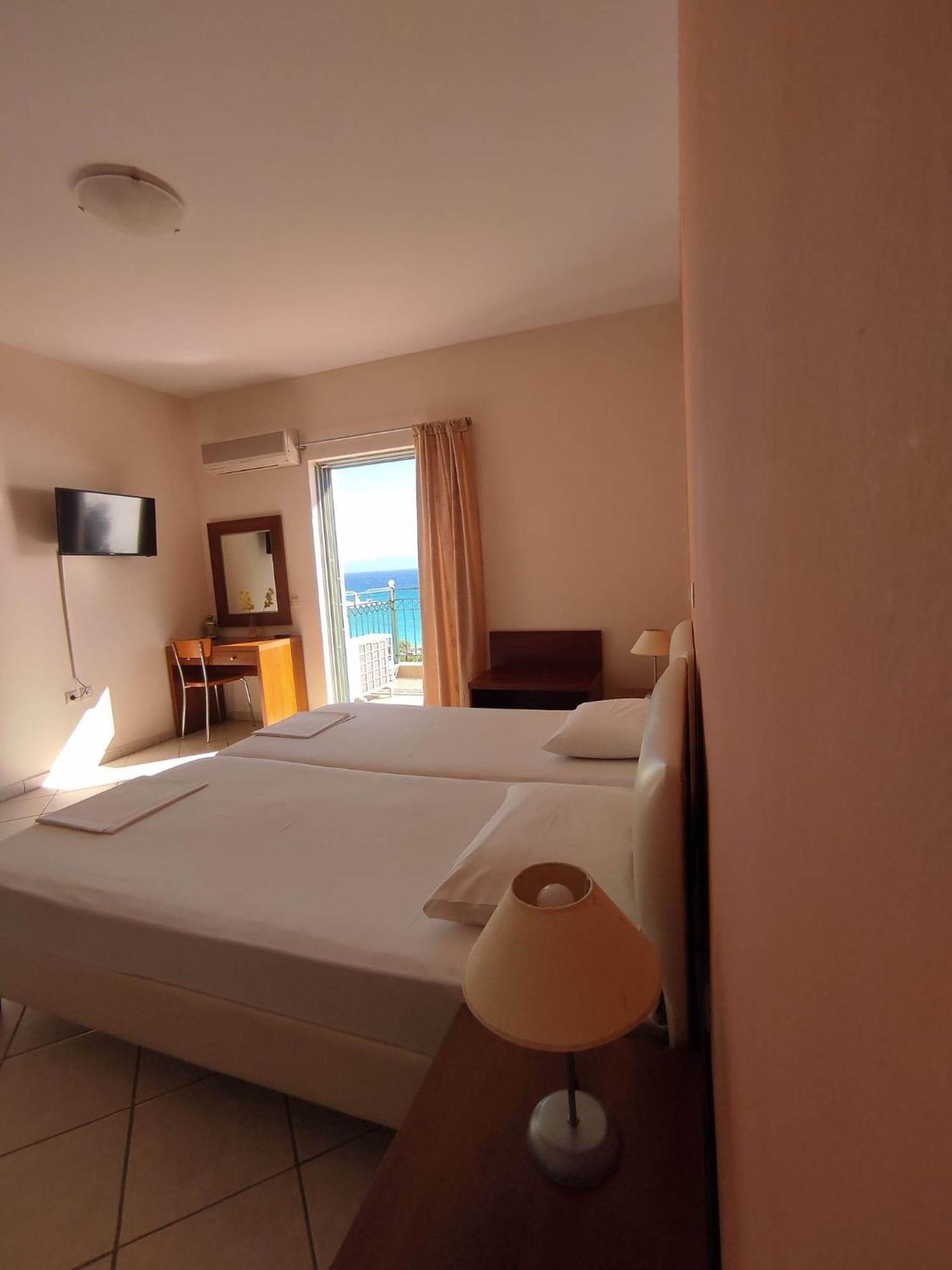 Miloni Apartment Lourdata (Kefalonia)