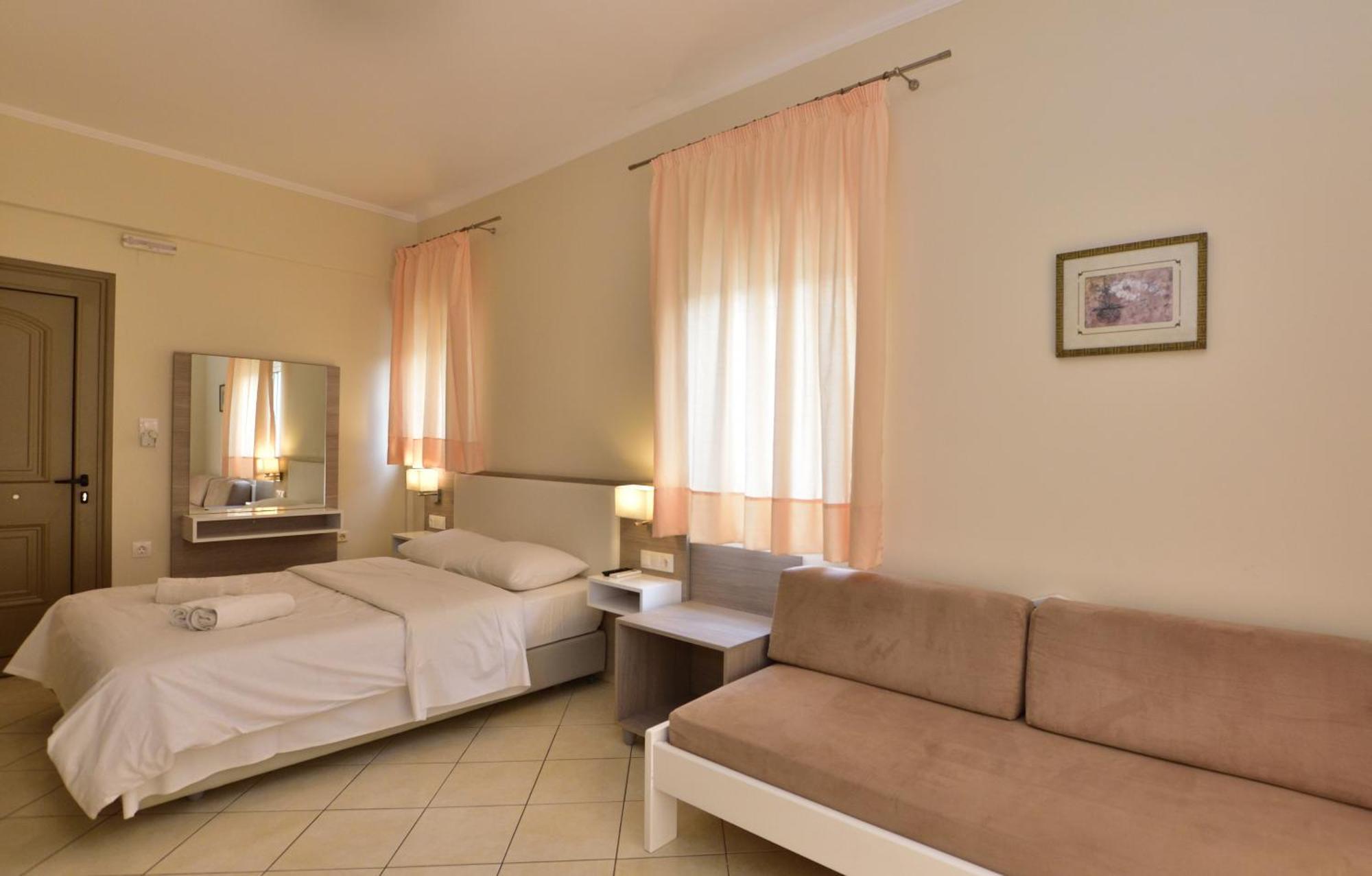 Flisvos Apartment