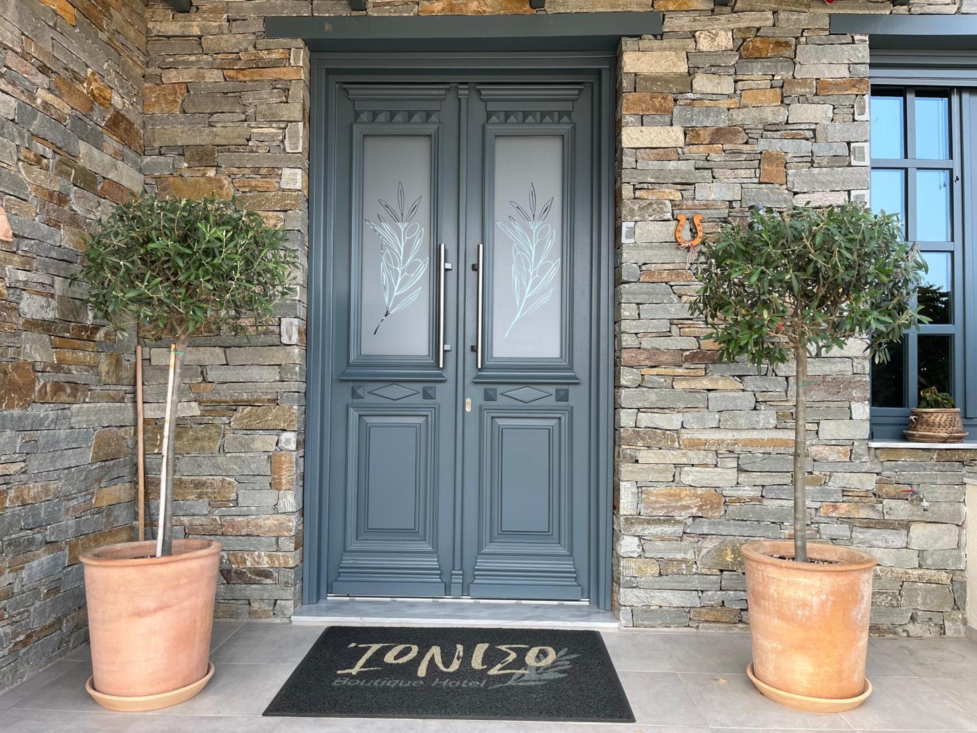 Hotel Ioniso Boutique 3*