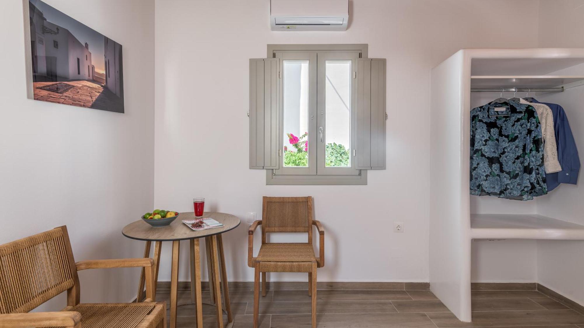 Betty Apartment Plaka (Milos)