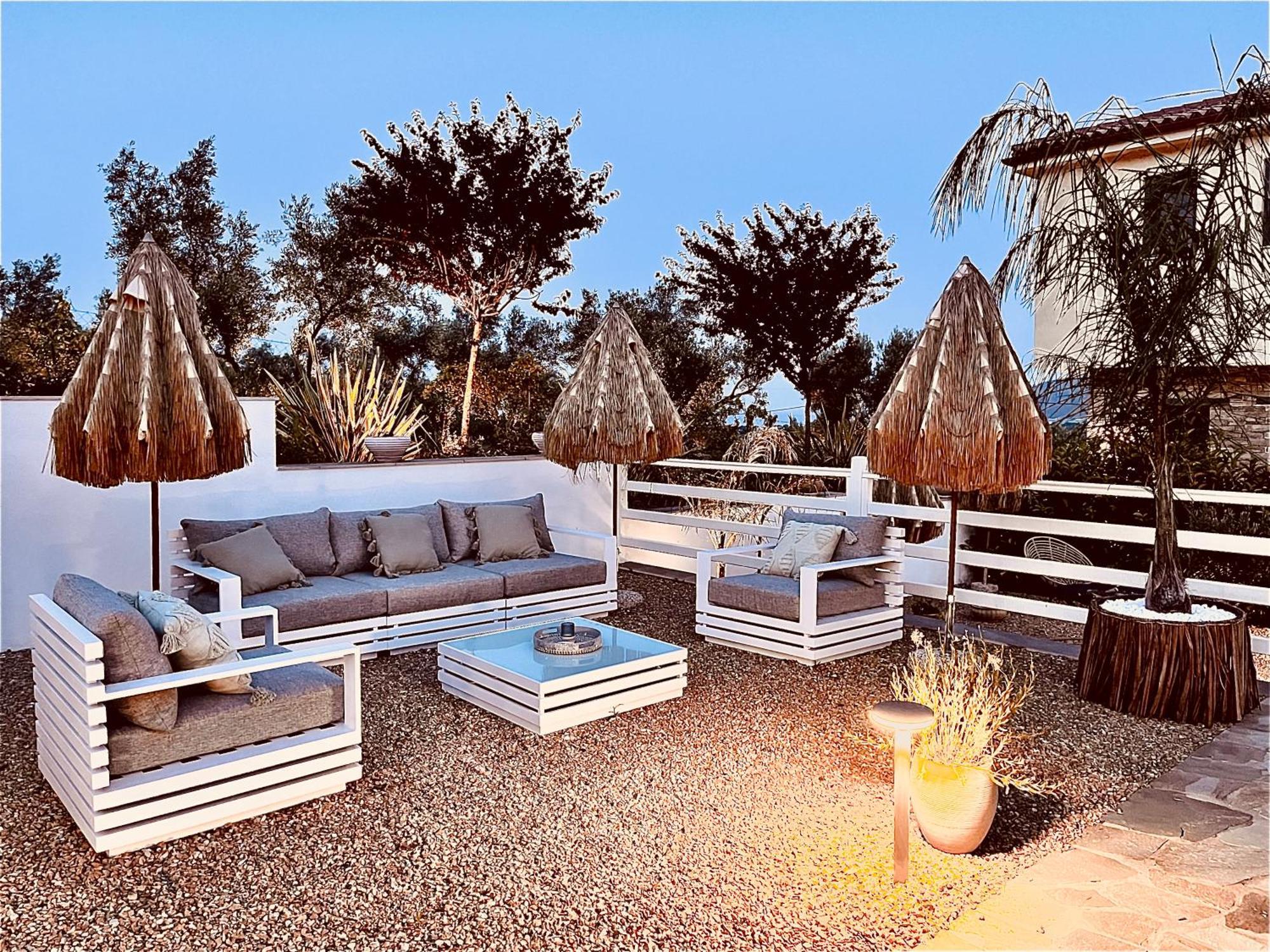 Ioniso Boutique 3* Vrasna